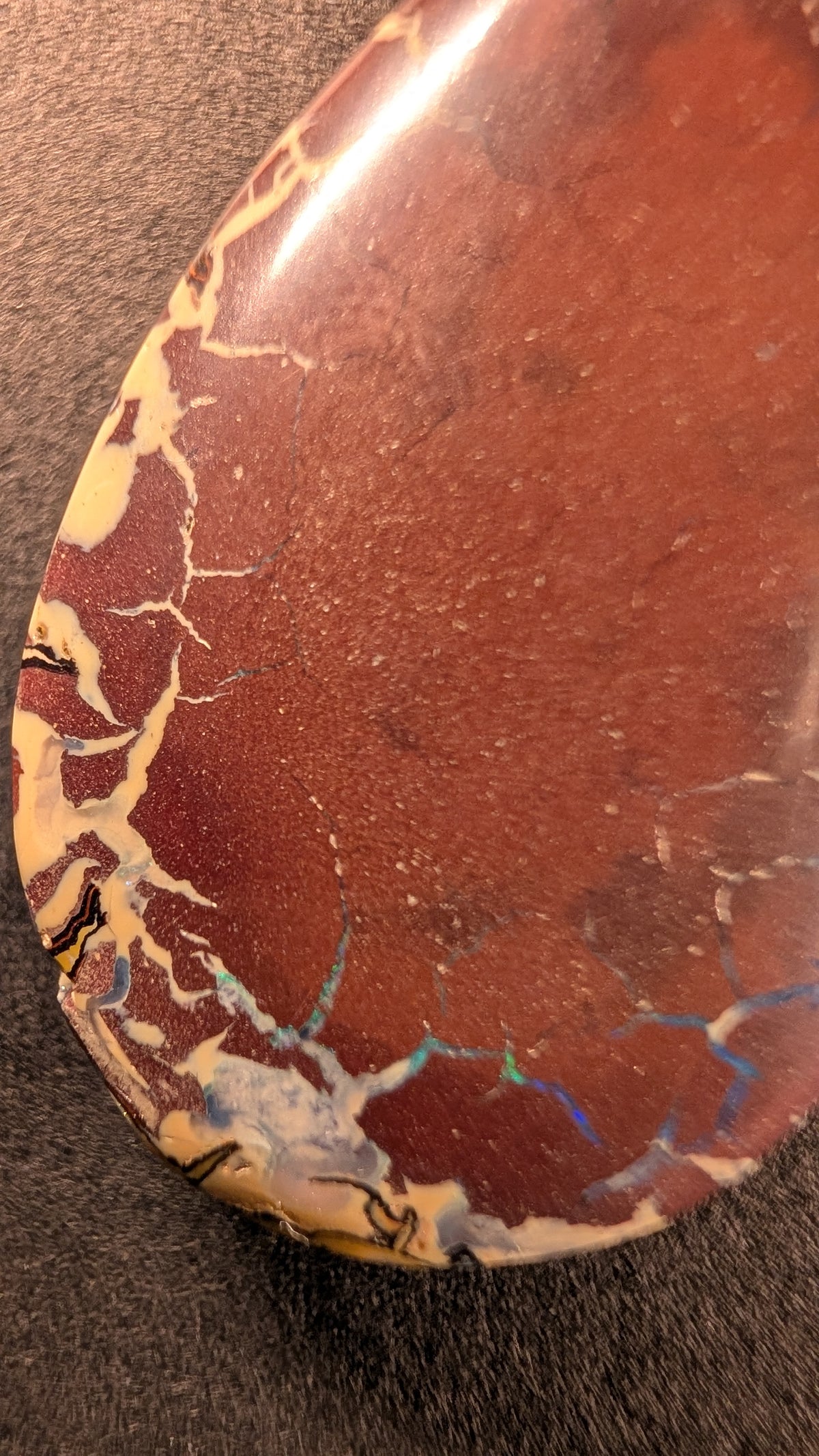 Boulder Opal - Kette - 44,5 Carat