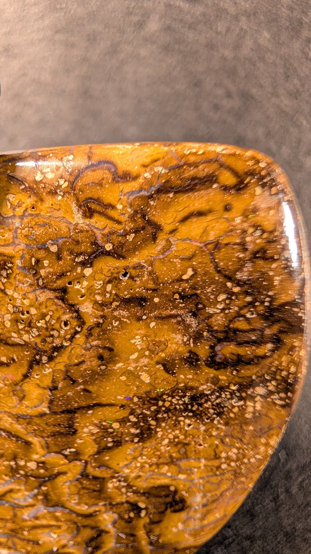 Boulder Opal - Kette - 60 Carat