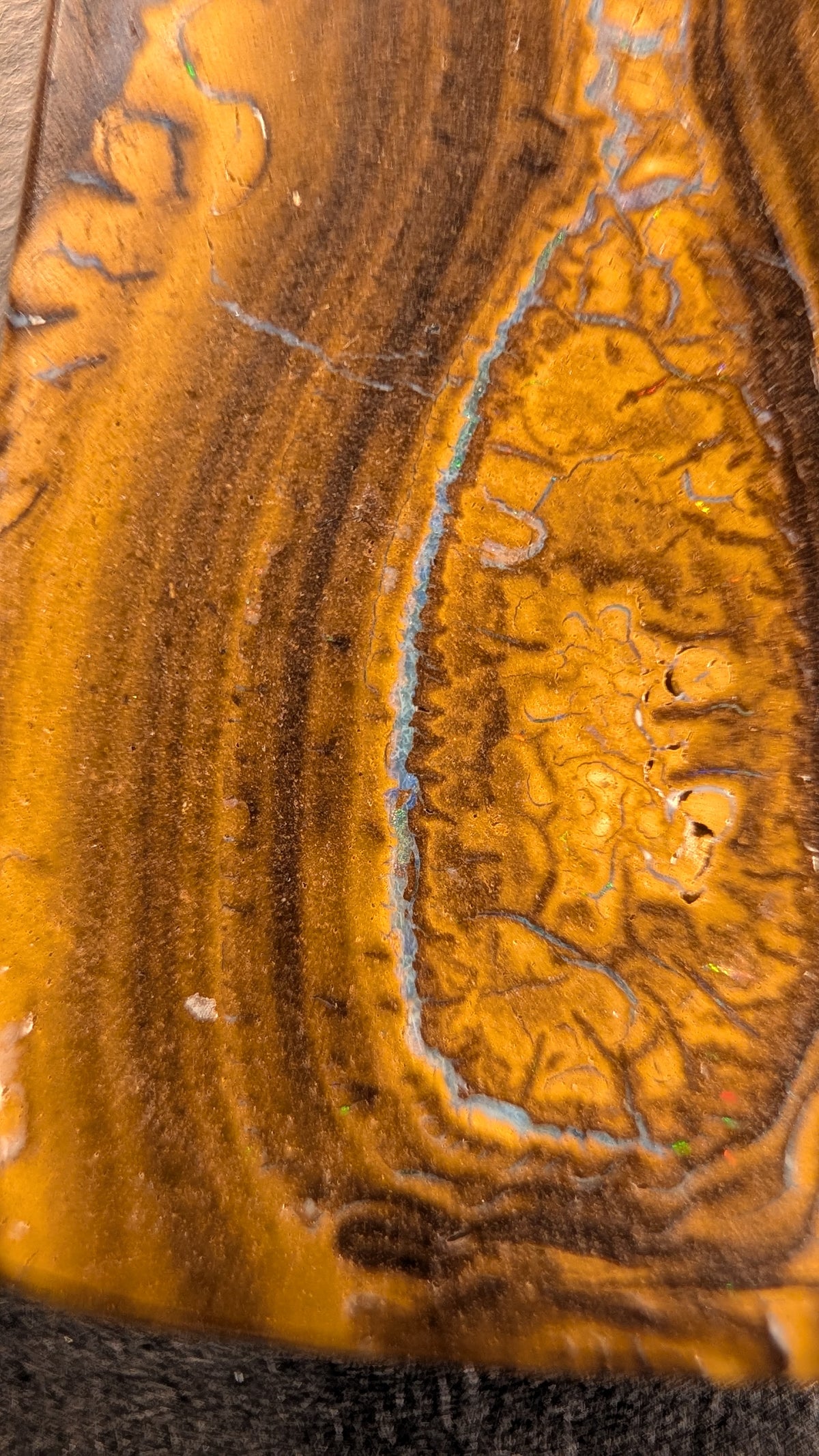 Boulder Opal - Kette - 58 Carat