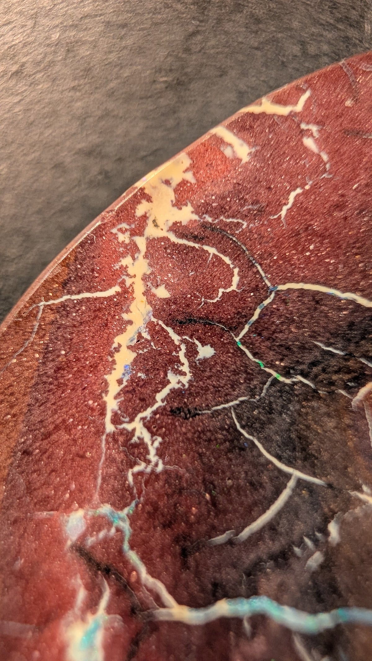 Boulder Opal - Kette - 70 Carat