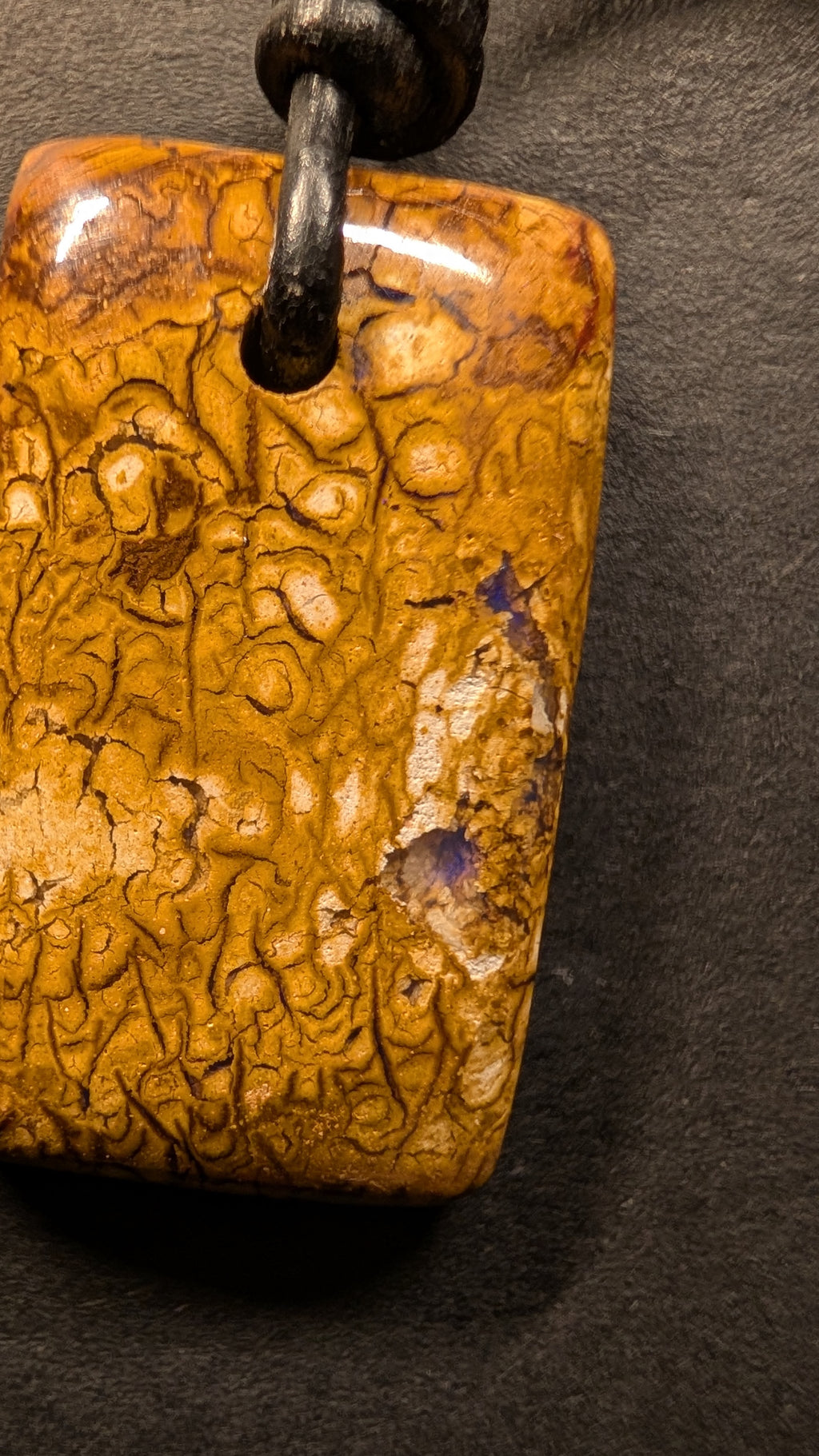 Boulder Opal - Kette - 28,9 Carat