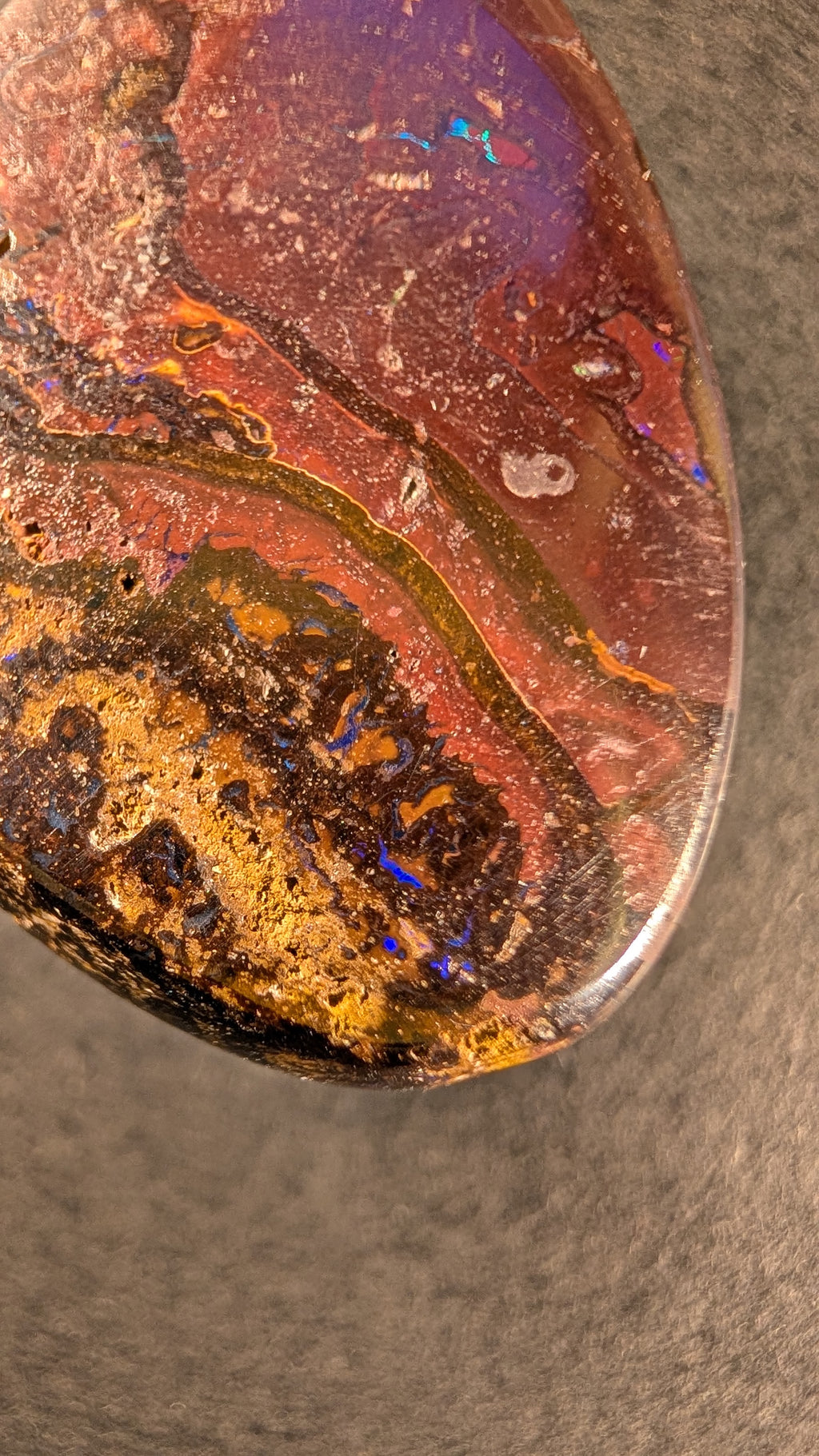 Boulder Opal - Kette - 62 Carat