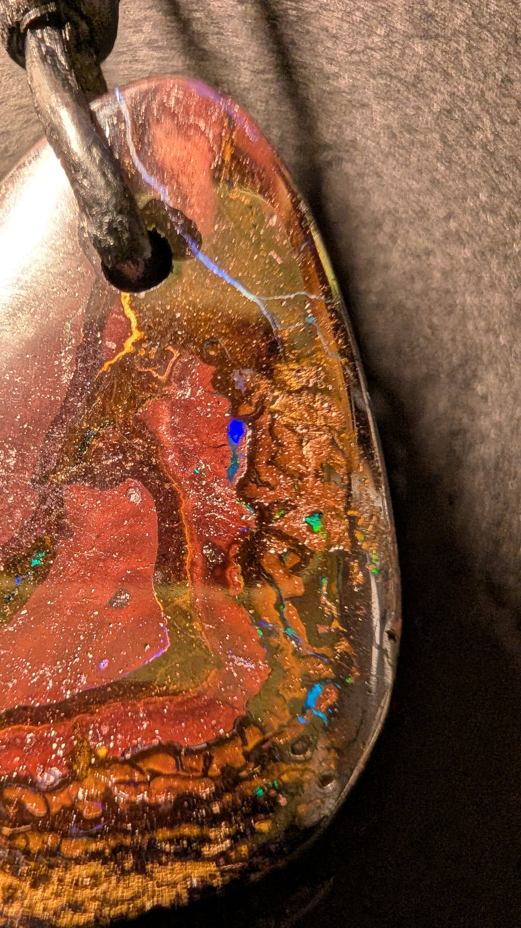 Boulder Opal - Kette - 62 Carat