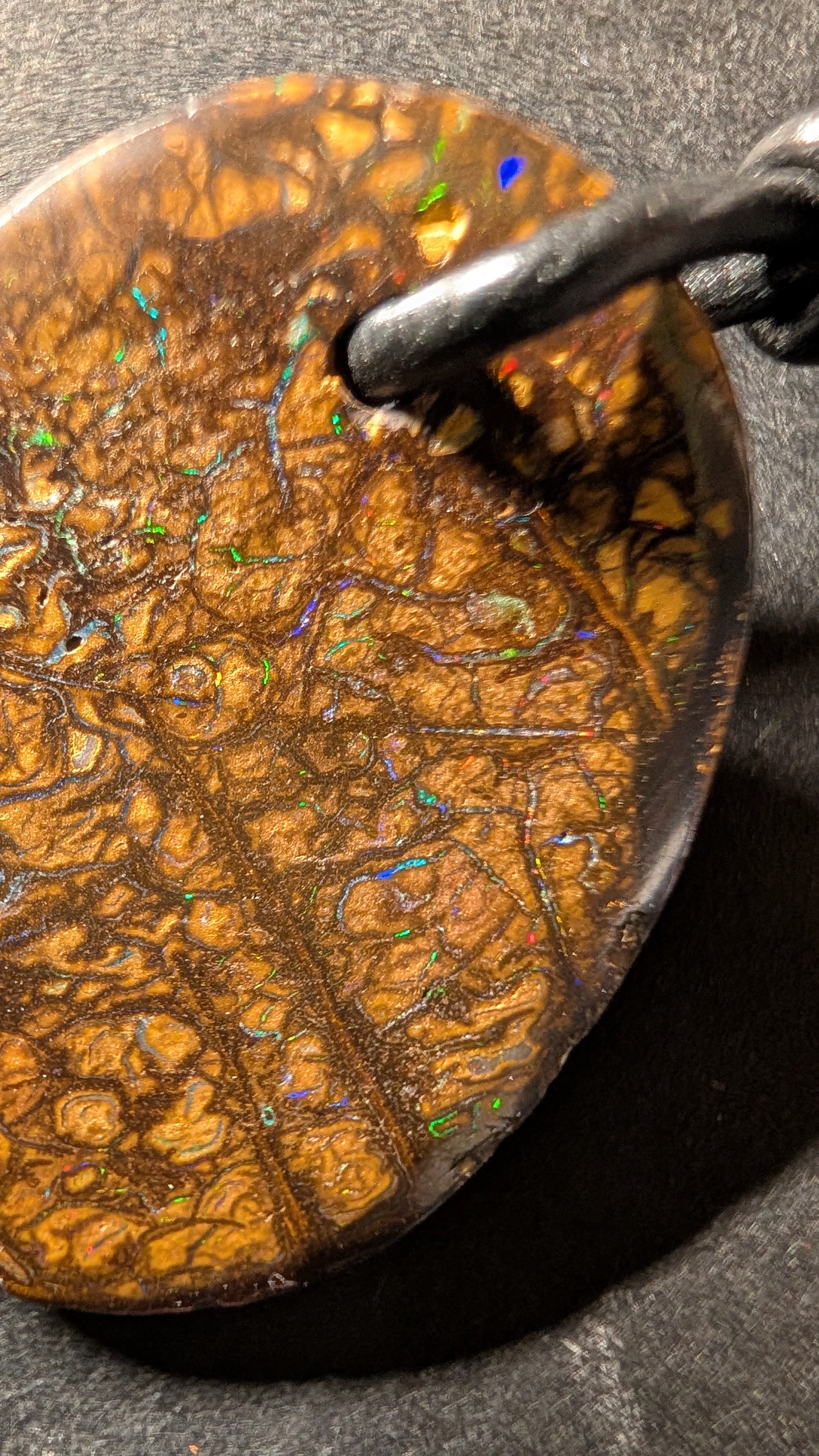 Boulder Opal - Kette - 30,7 Carat