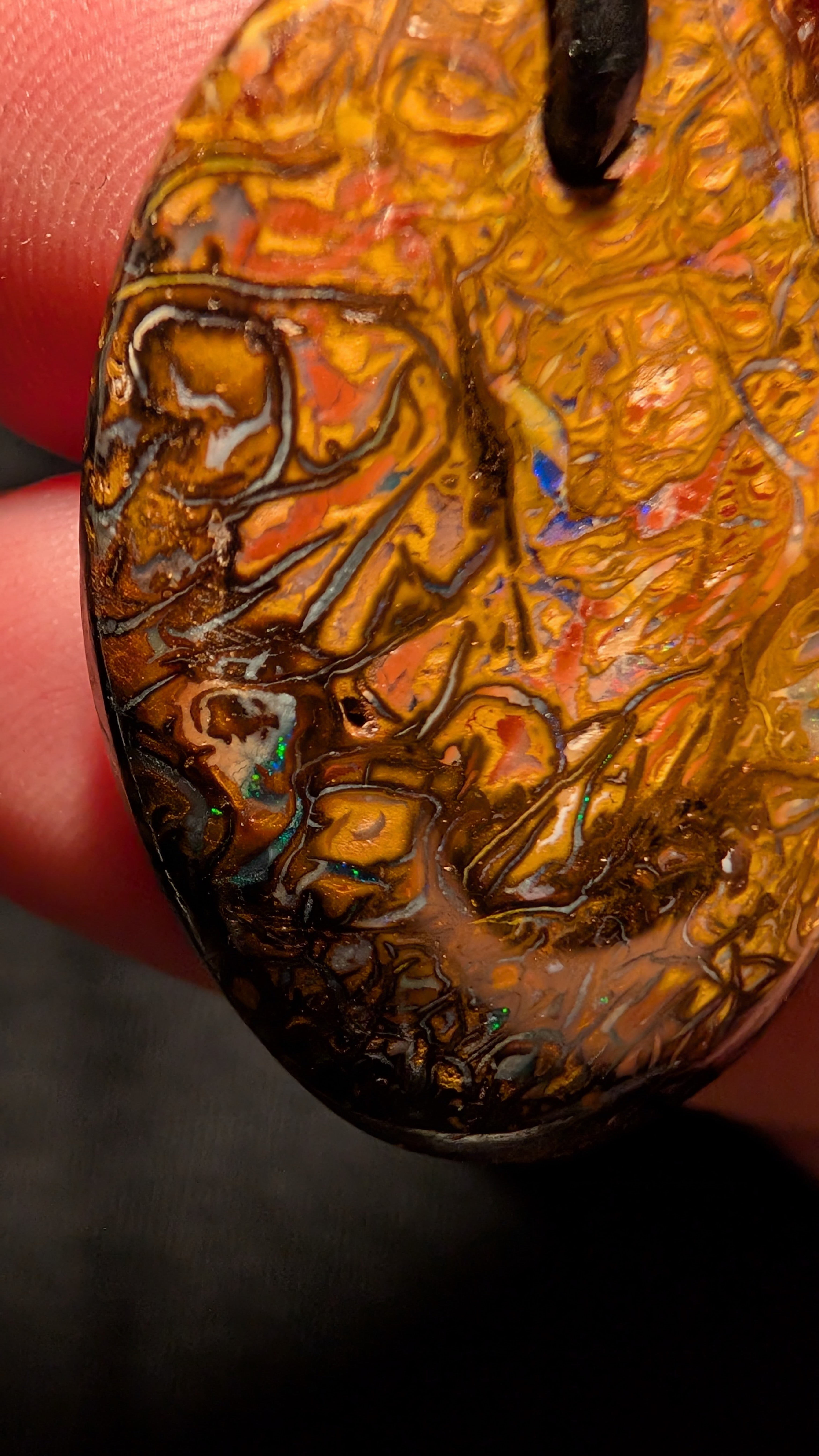 Boulder Opal - Kette - 38,8 Carat
