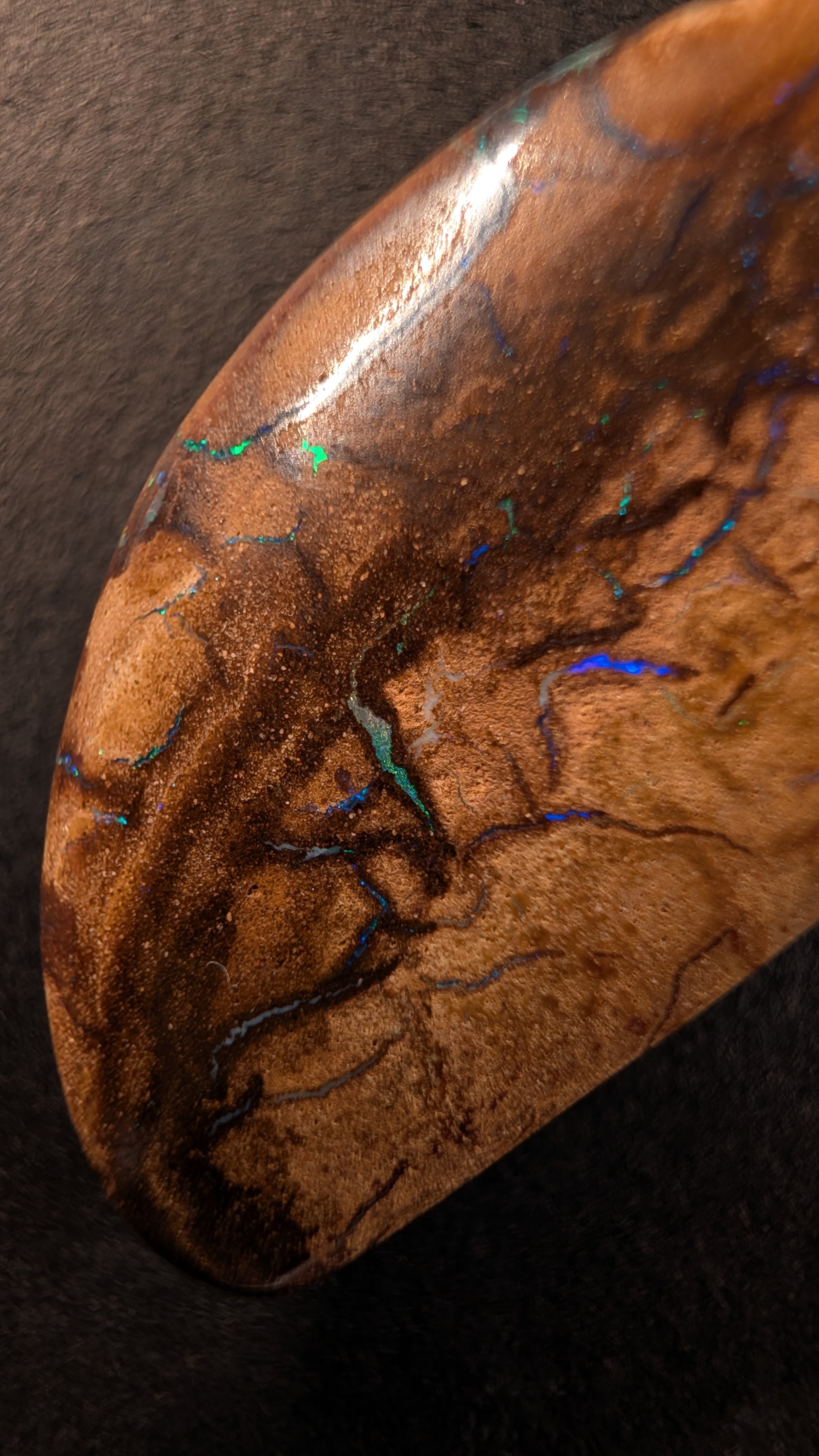 Boulder Opal - Kette - 34,2 Carat