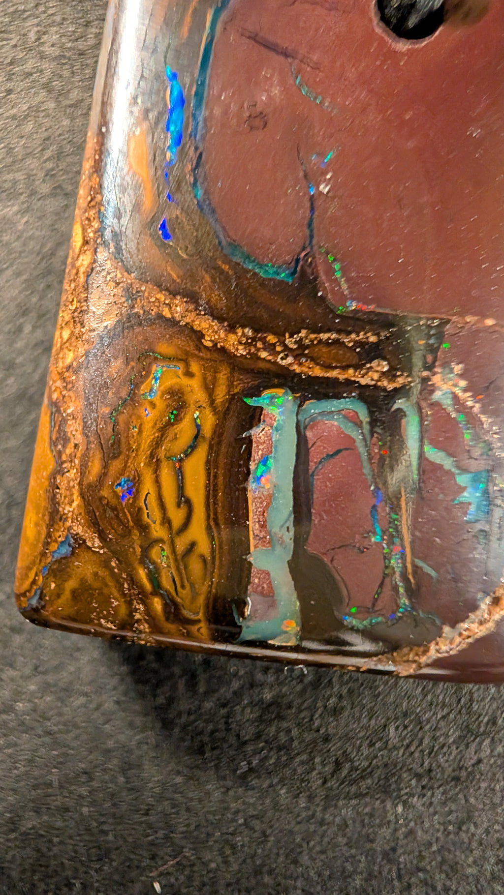 Boulder Opal - Kette - 50,2 Carat