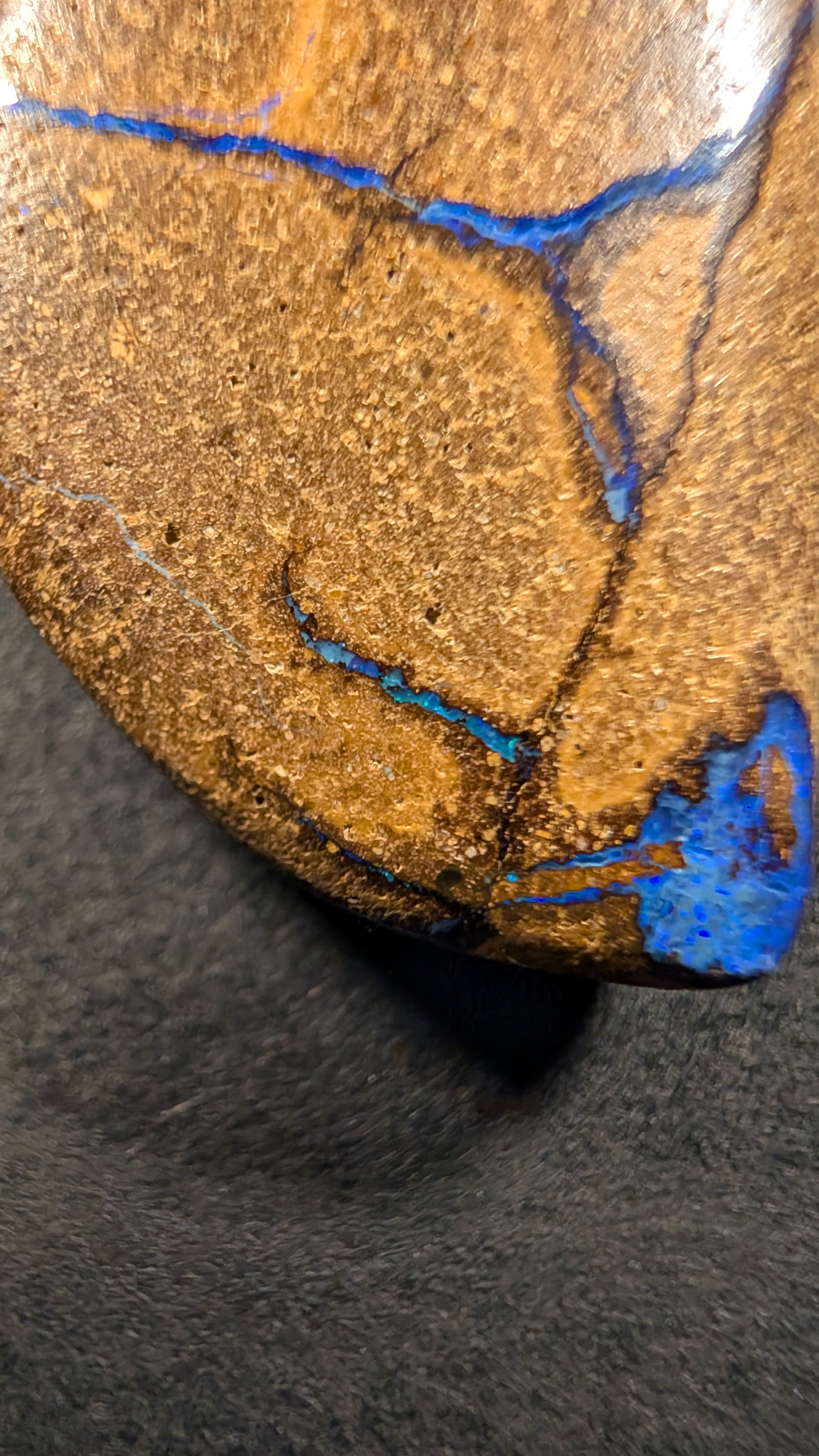 Boulder Opal - Kette - 22,5 Carat