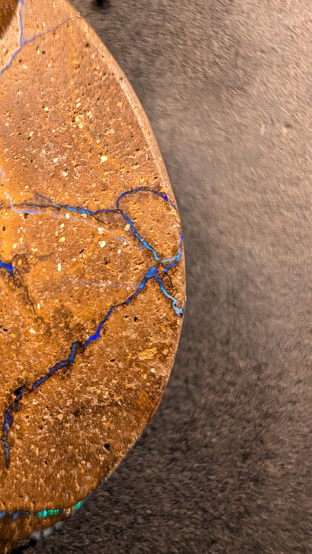 Boulder Opal - Kette - 22,5 Carat