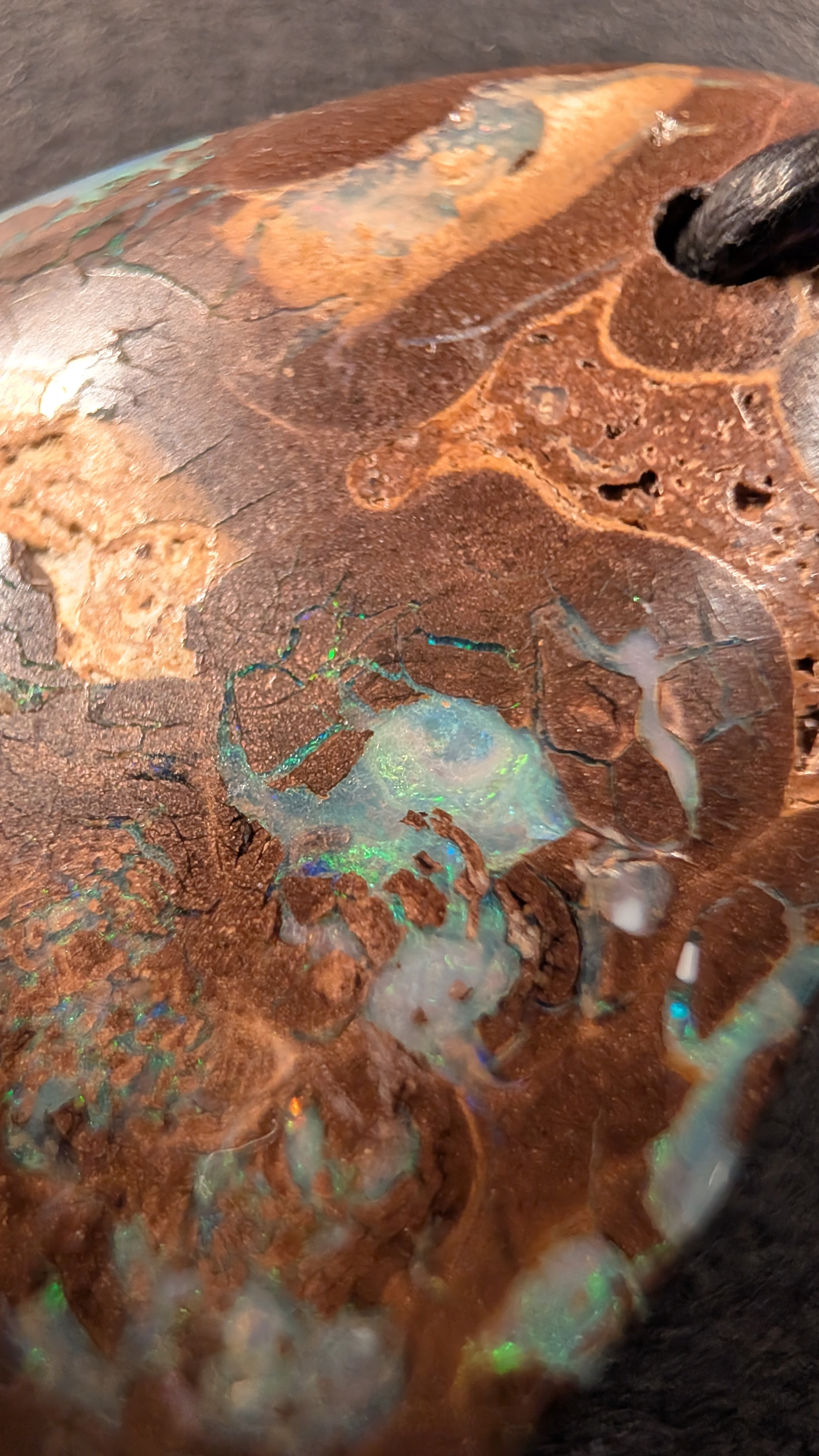 Boulder Opal - Kette - 39,7 Carat