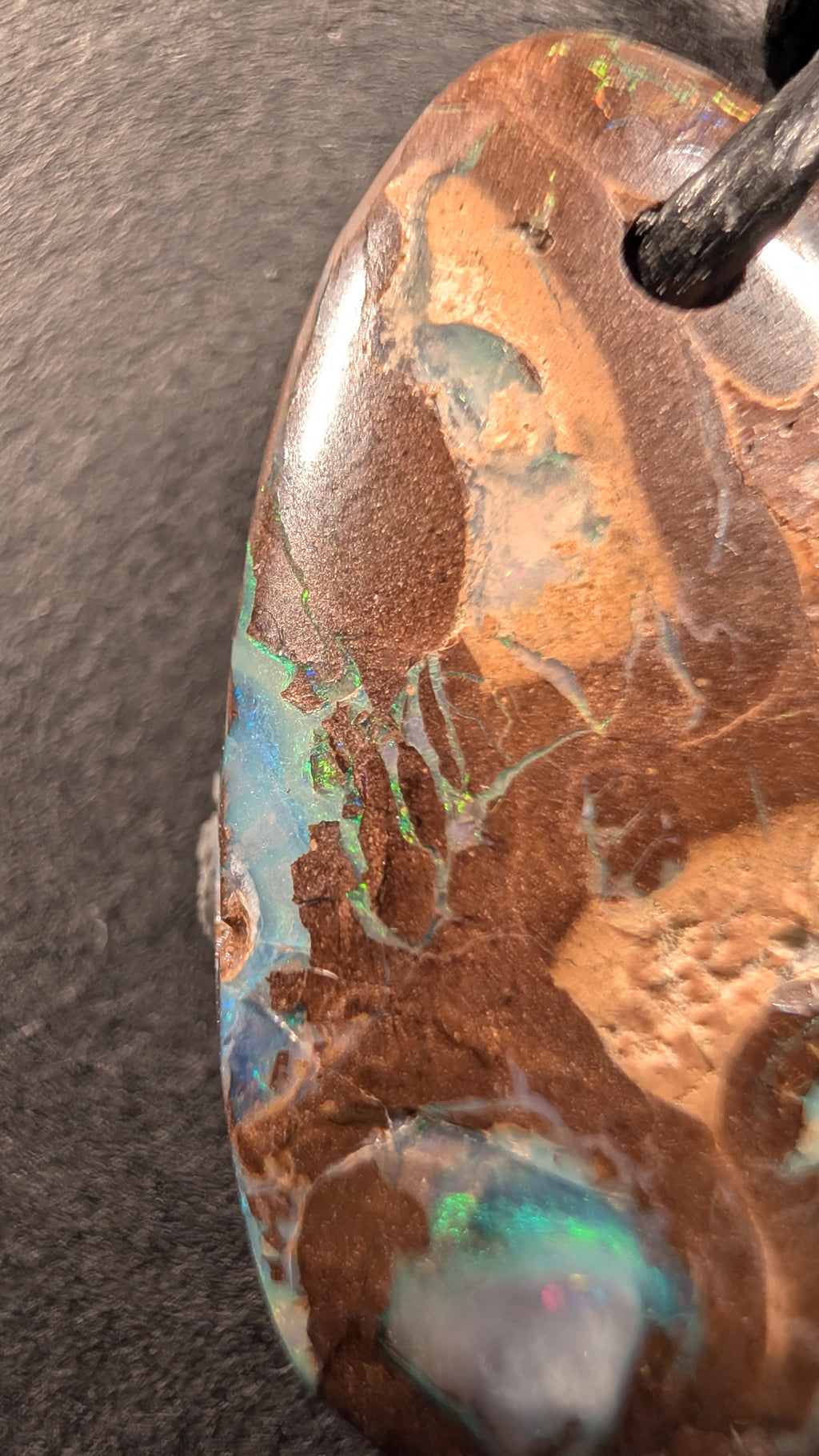 Boulder Opal - Kette - 39,7 Carat