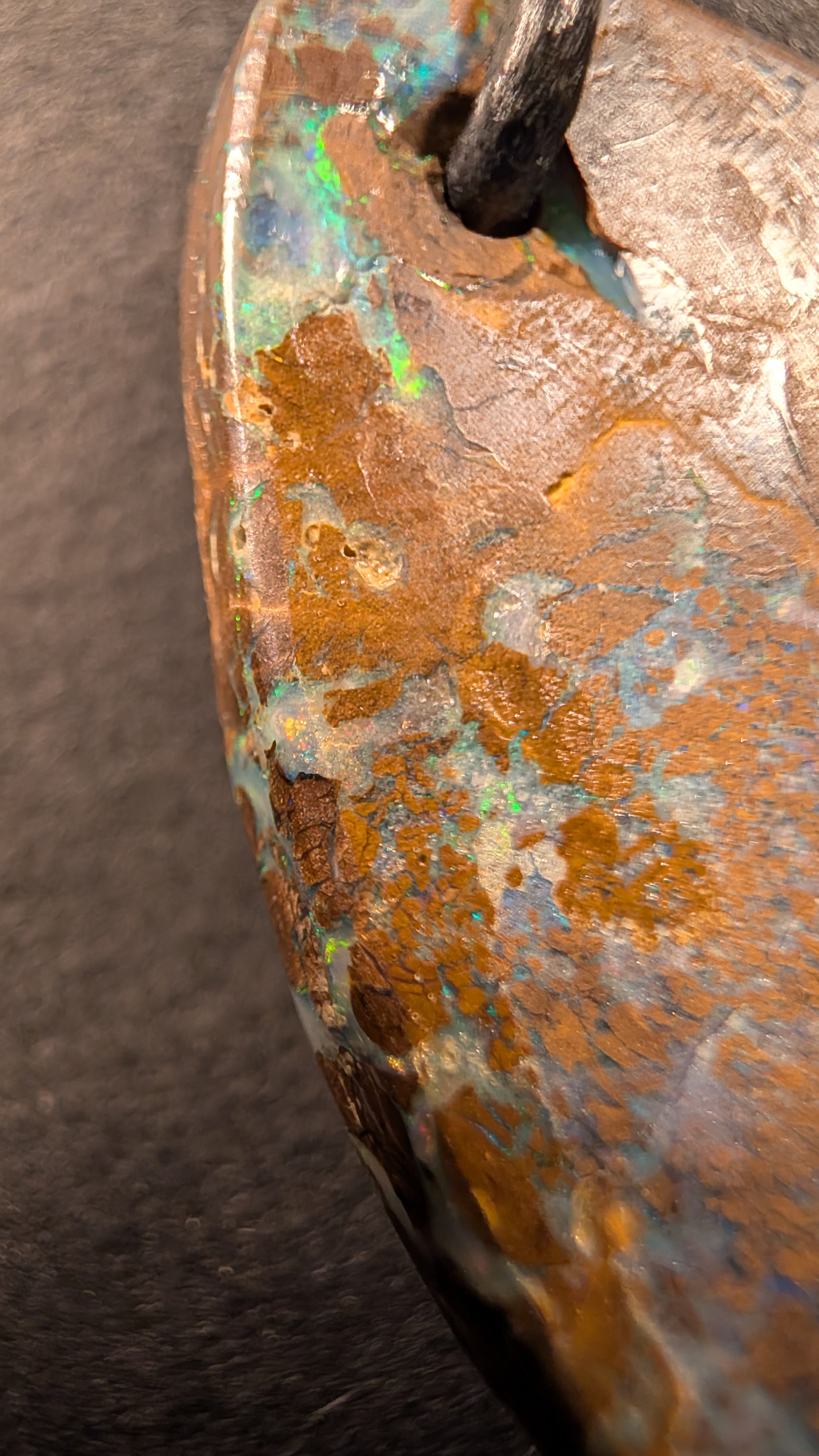 Boulder Opal - Kette - 39,7 Carat