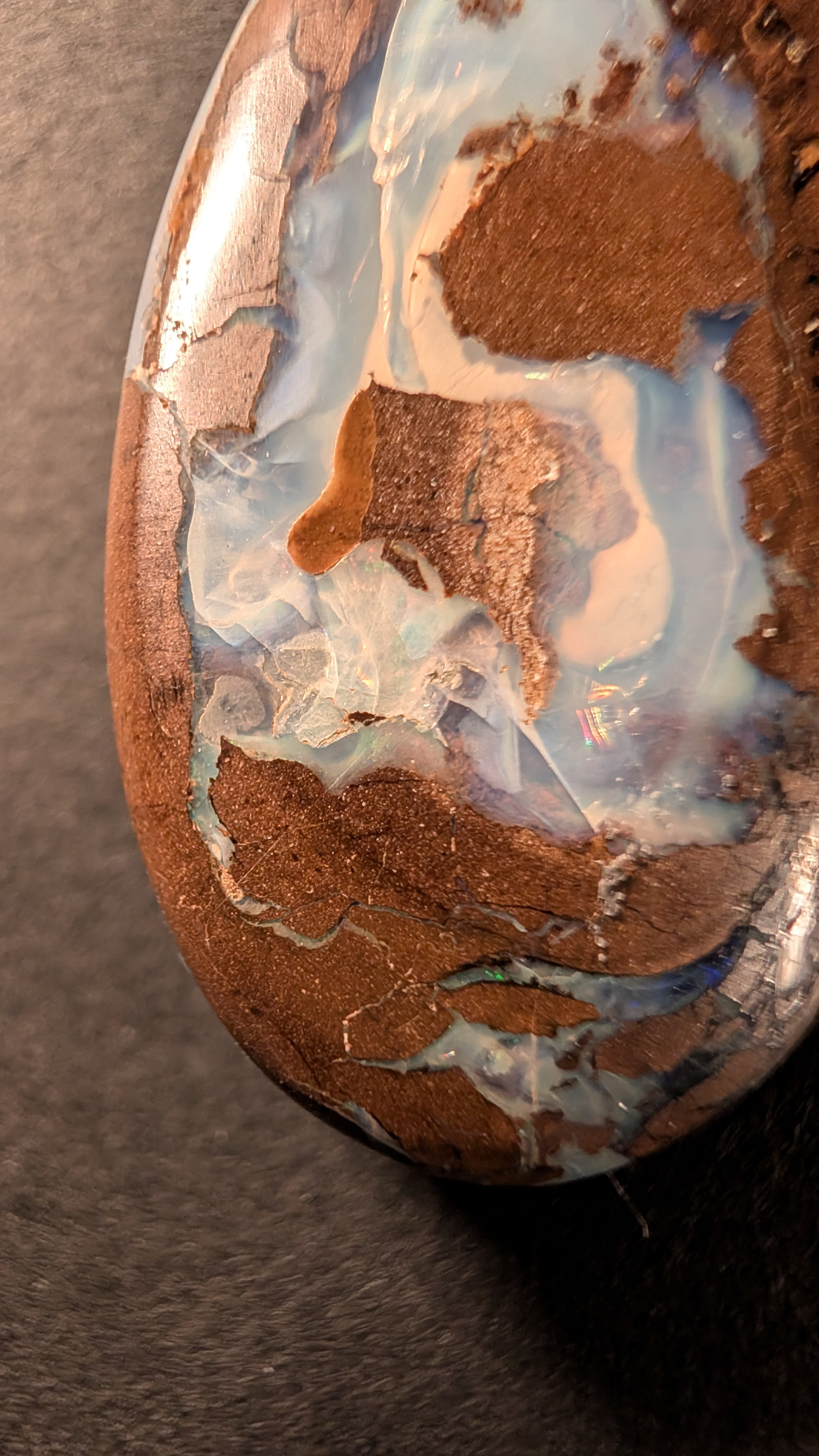 Boulder Opal - Kette - 34,8 Carat