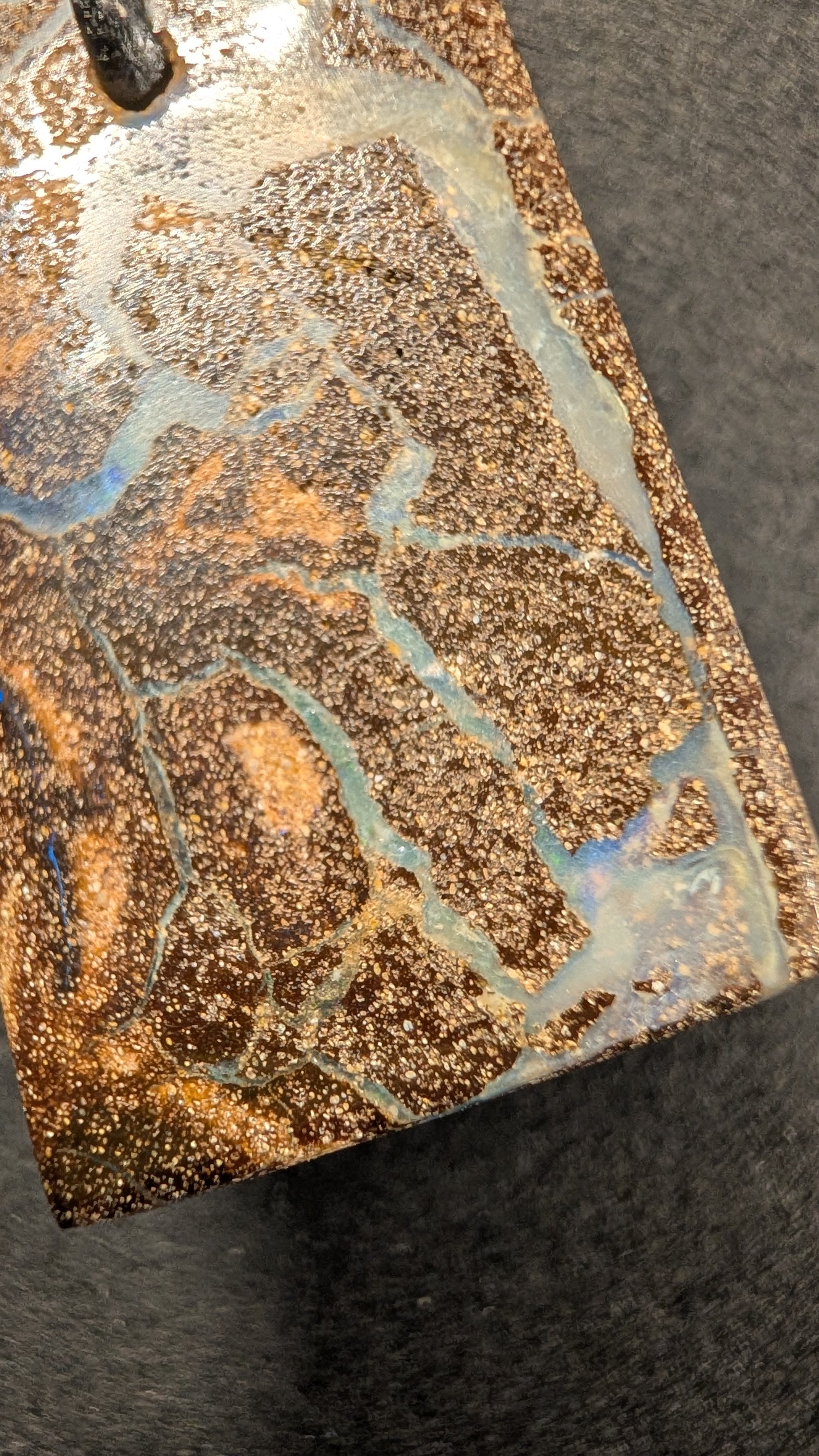 Boulder Opal - Kette - 41,5 Carat