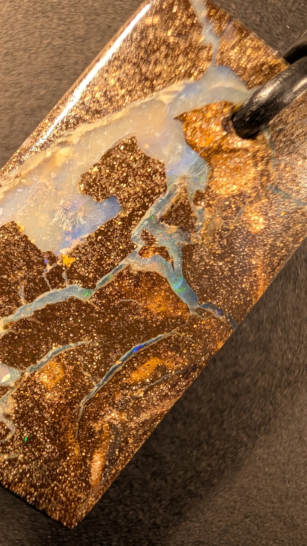 Boulder Opal - Kette - 41,5 Carat