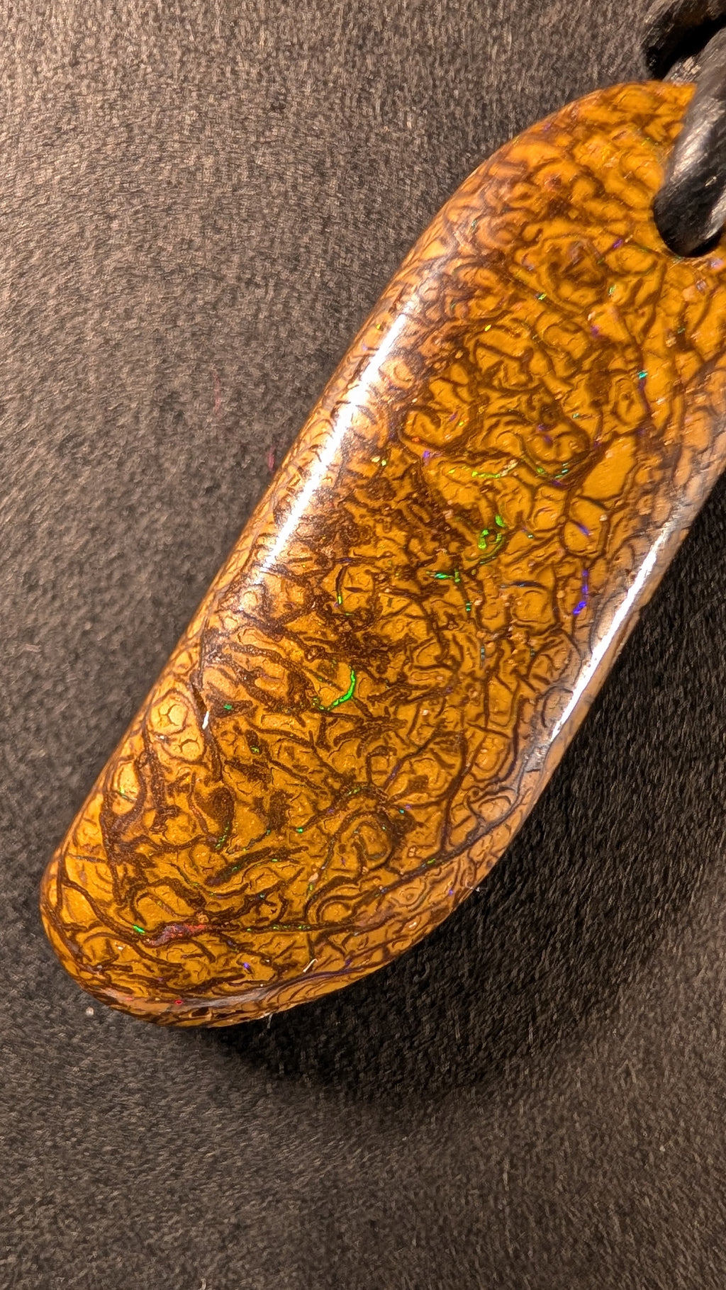 Boulder Opal - Kette - 31,3 Carat