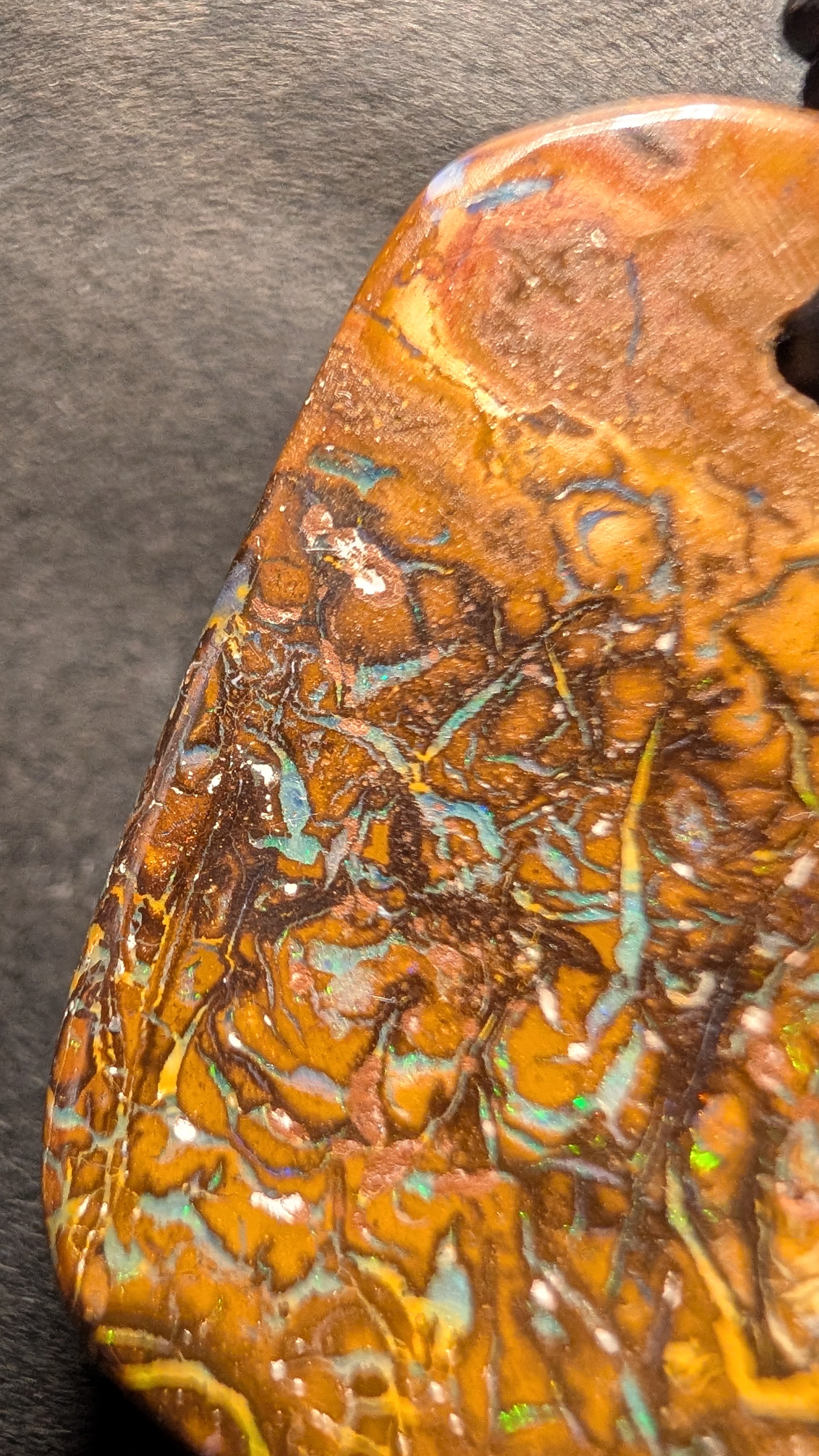 Yowah Boulder Opal - Kette - 53,7 Carat