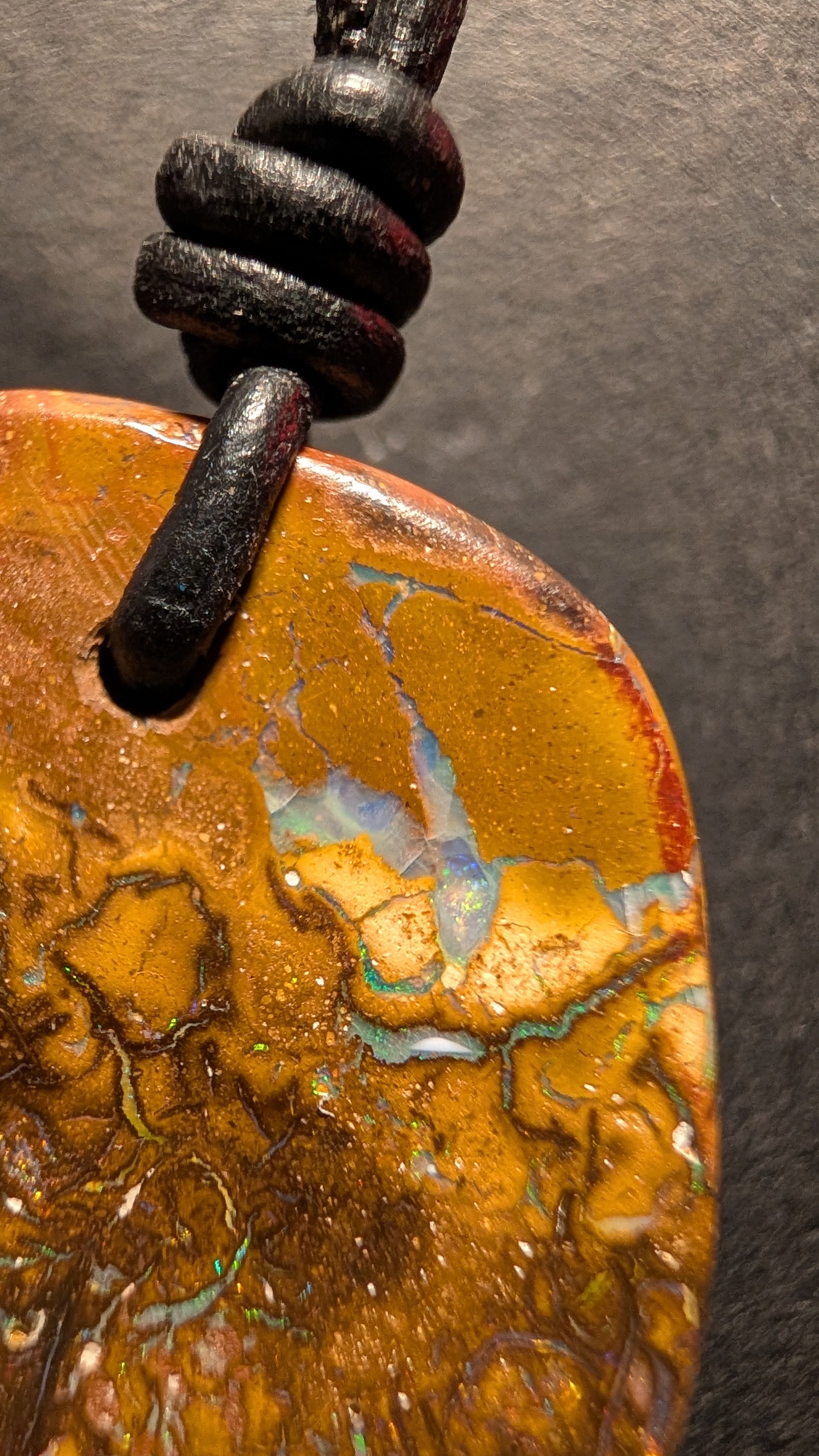 Yowah Boulder Opal - Kette - 53,7 Carat