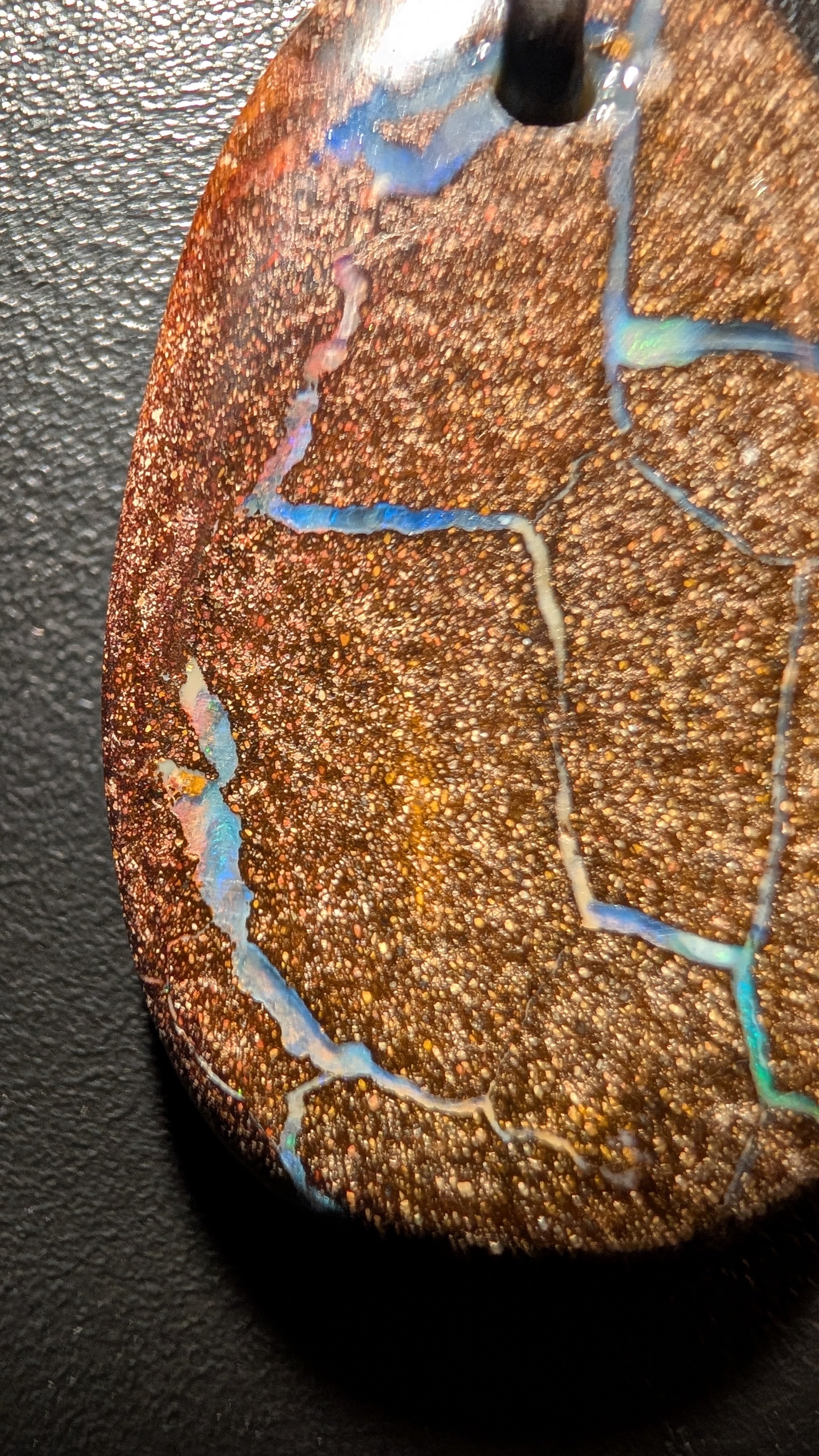 Boulder Opal - Kette - 56 Carat