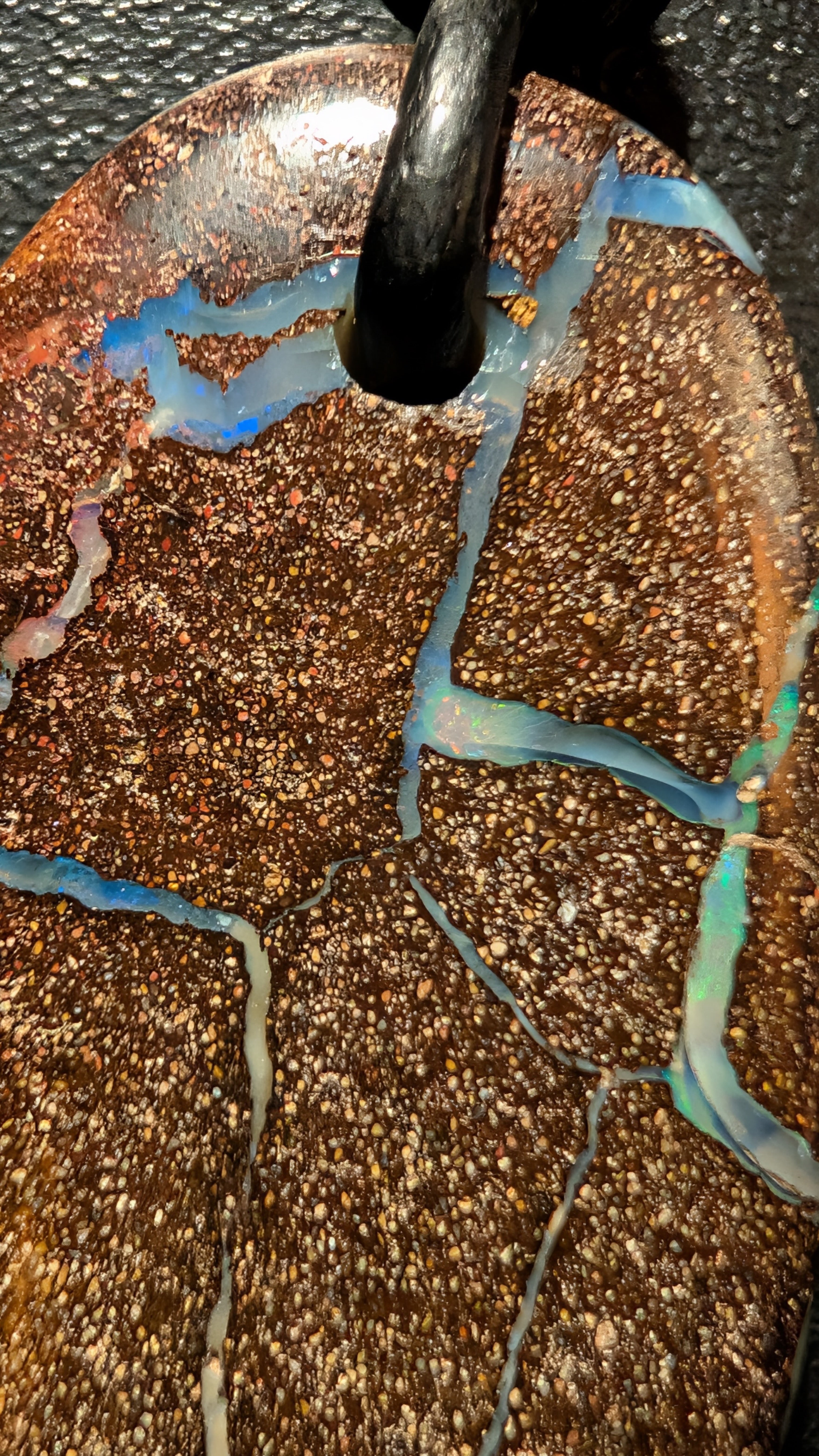 Boulder Opal - Kette - 56 Carat