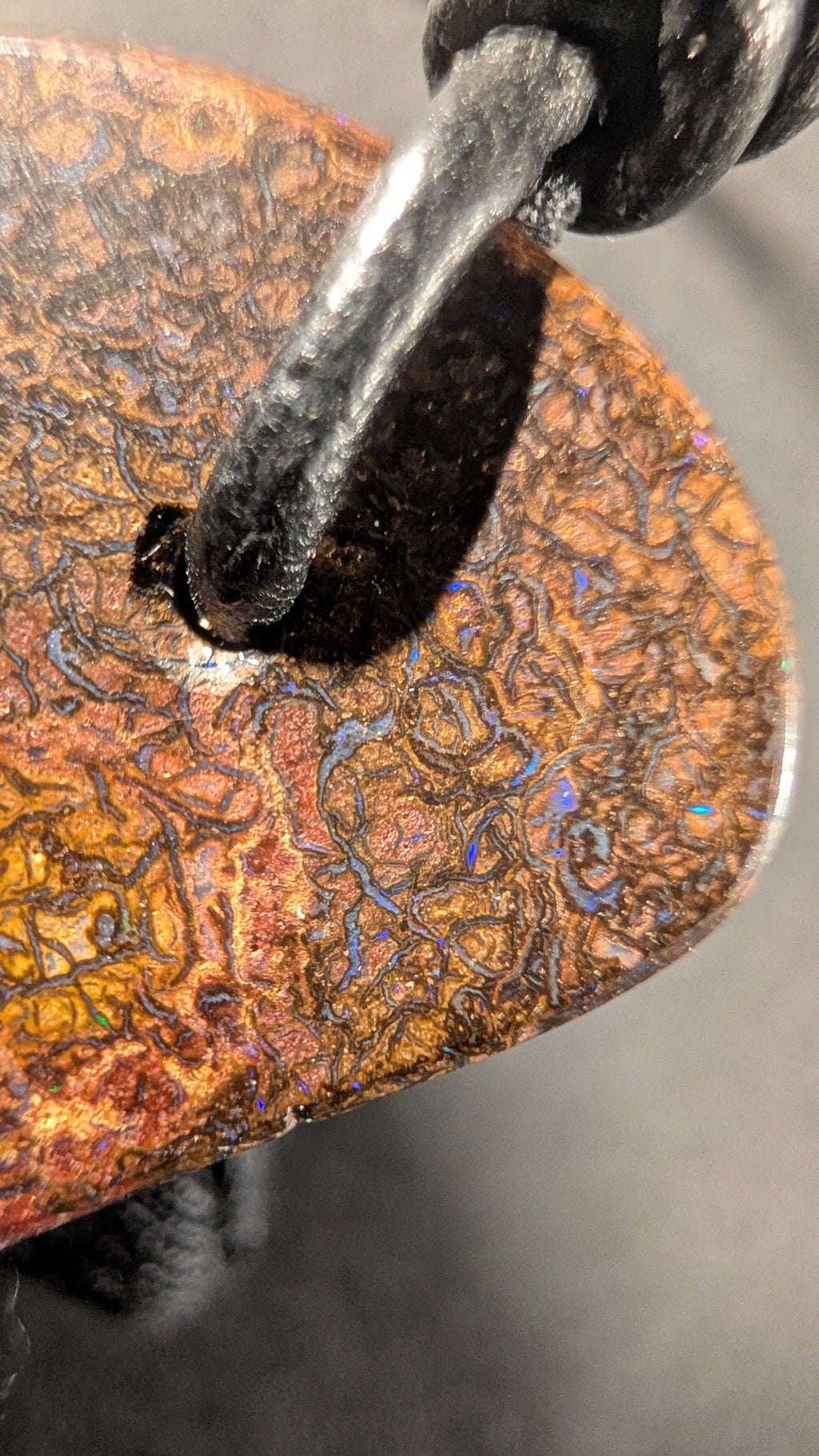 Boulder Opal - Kette - 49 Carat