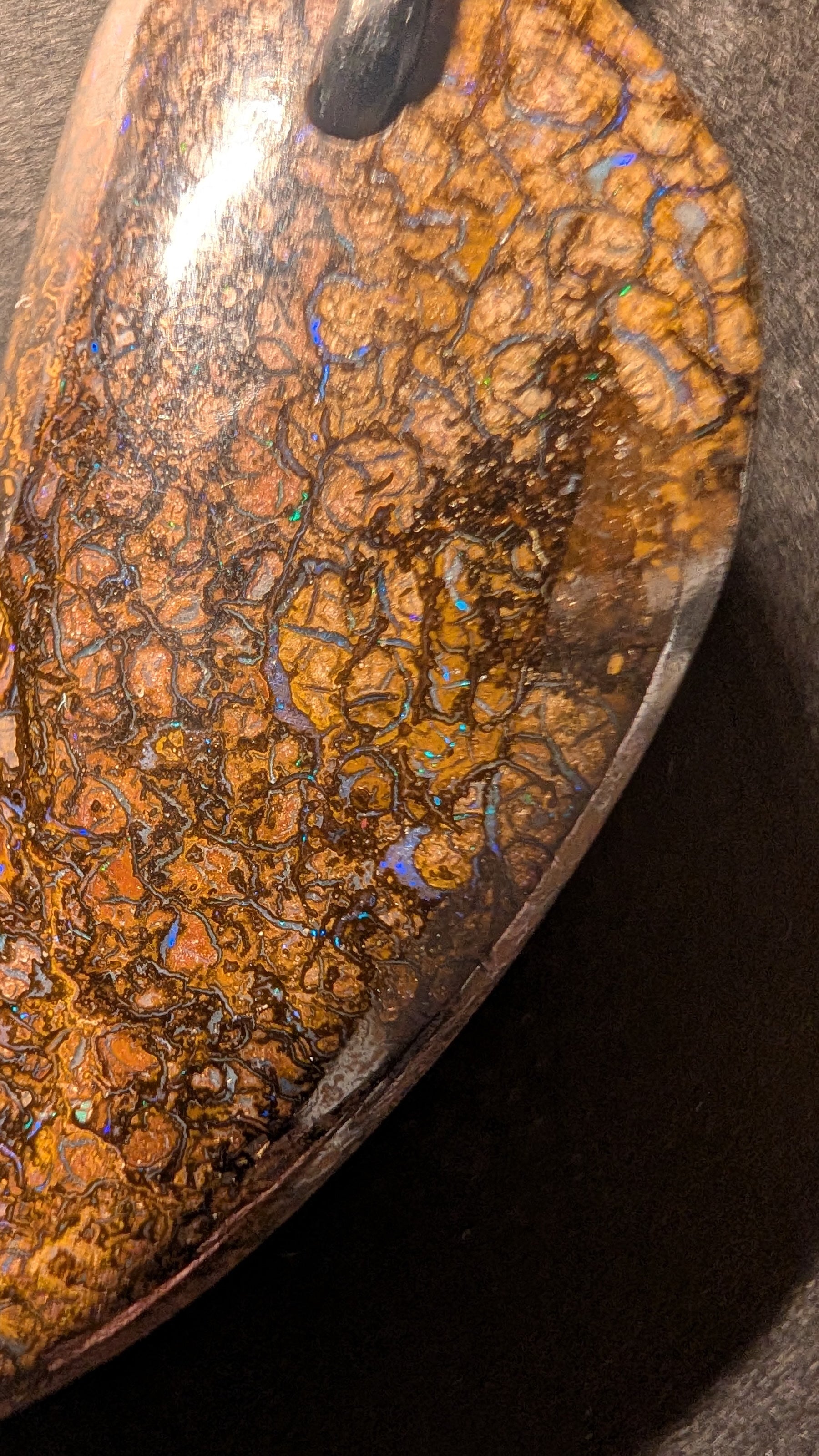 Boulder Opal - Kette - 49 Carat