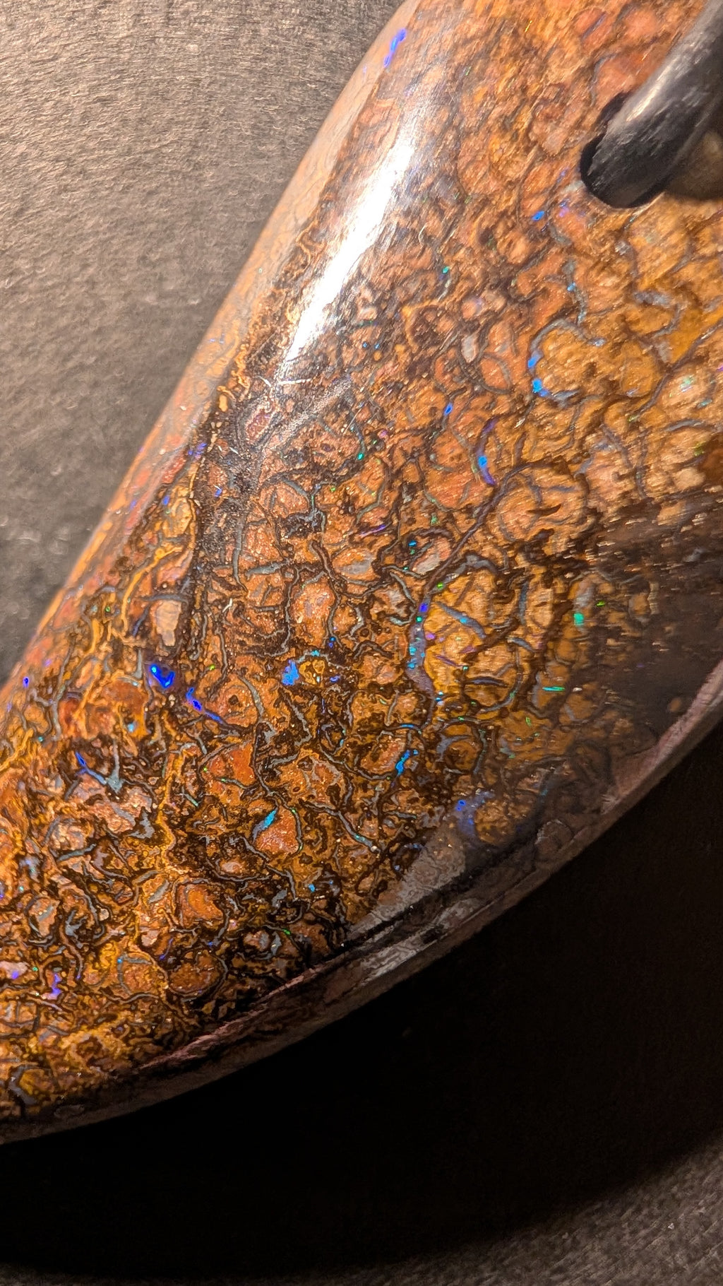 Boulder Opal - Kette - 49 Carat