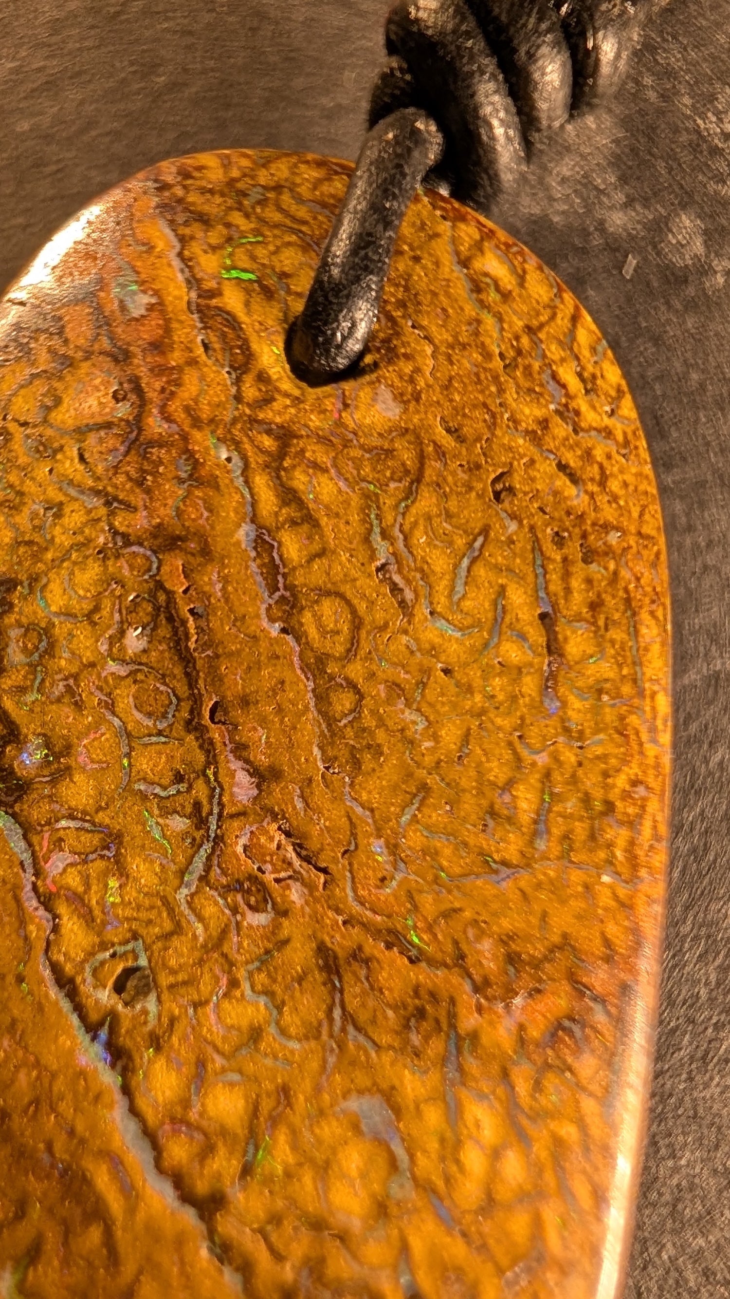 Boulder Opal - Kette - 41,7 Carat