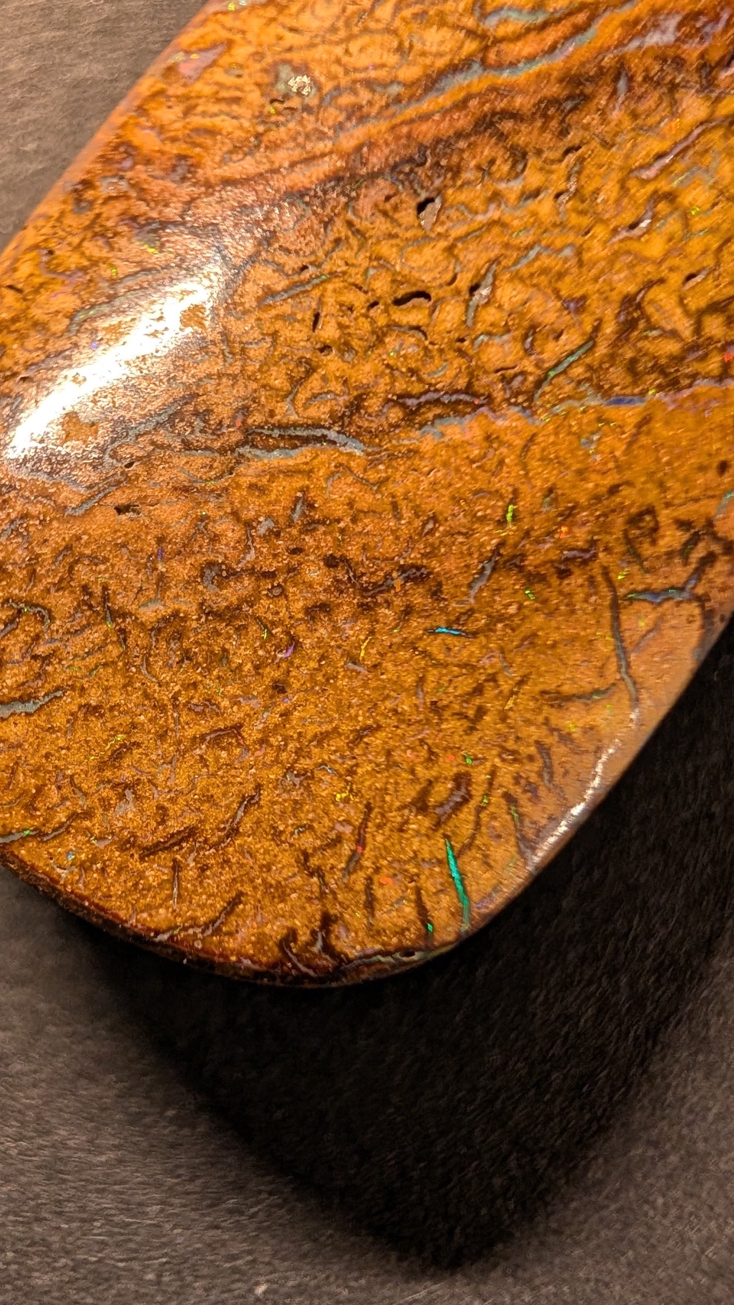 Boulder Opal - Kette - 41,7 Carat