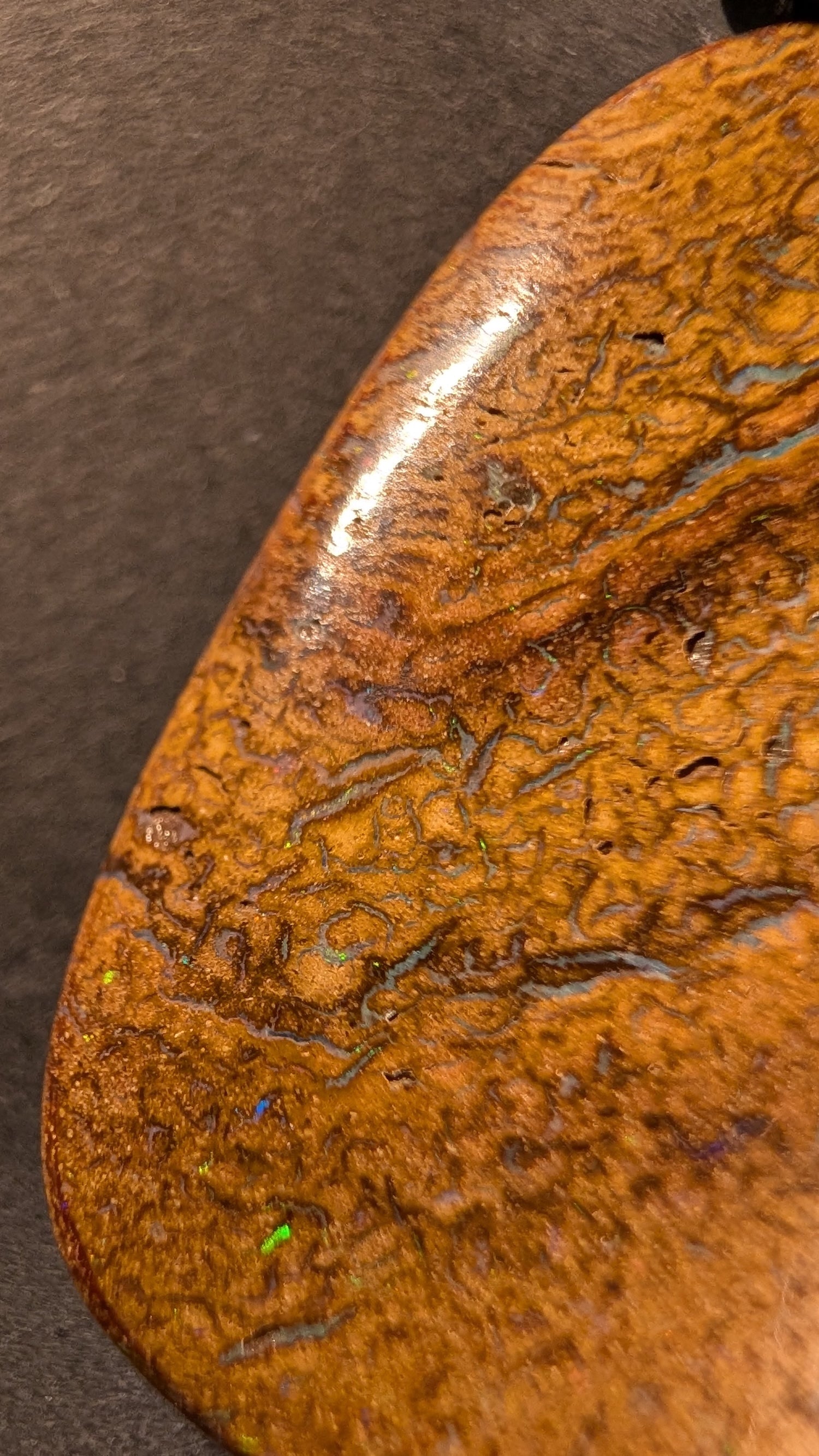 Boulder Opal - Kette - 41,7 Carat