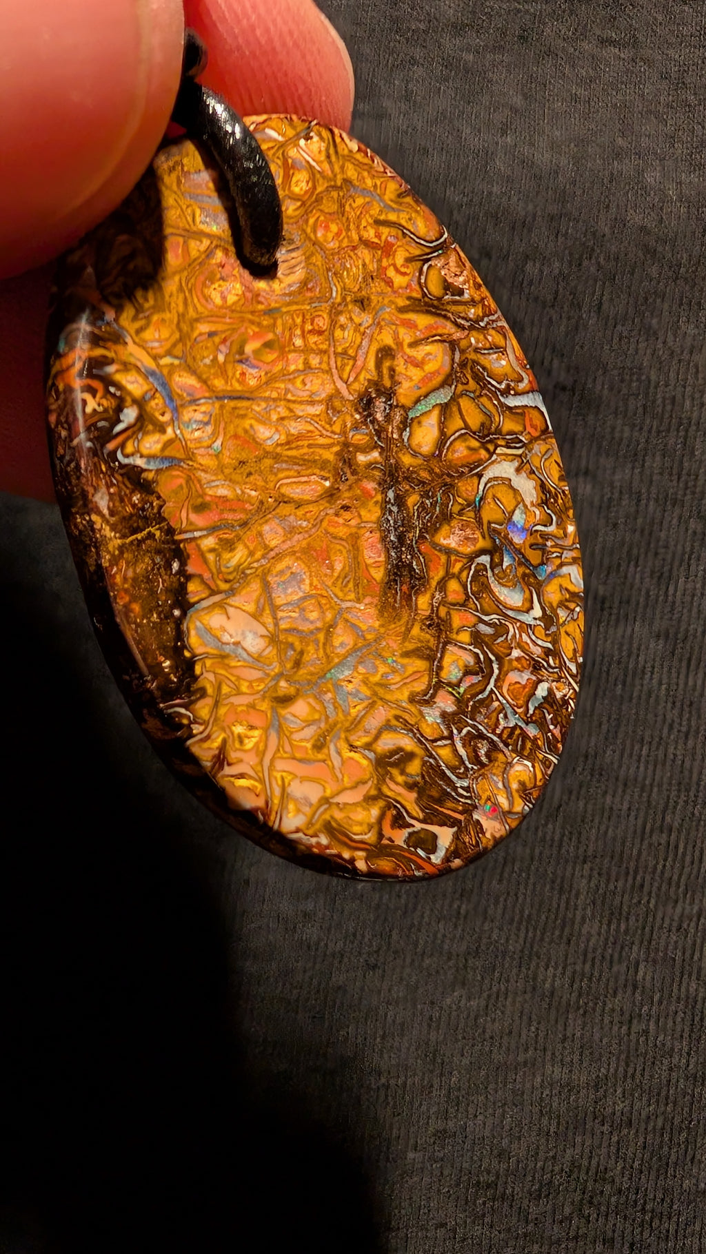 Boulder Opal - Kette - 38,8 Carat