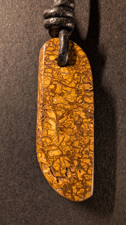 Boulder Opal - Kette - 31,3 Carat