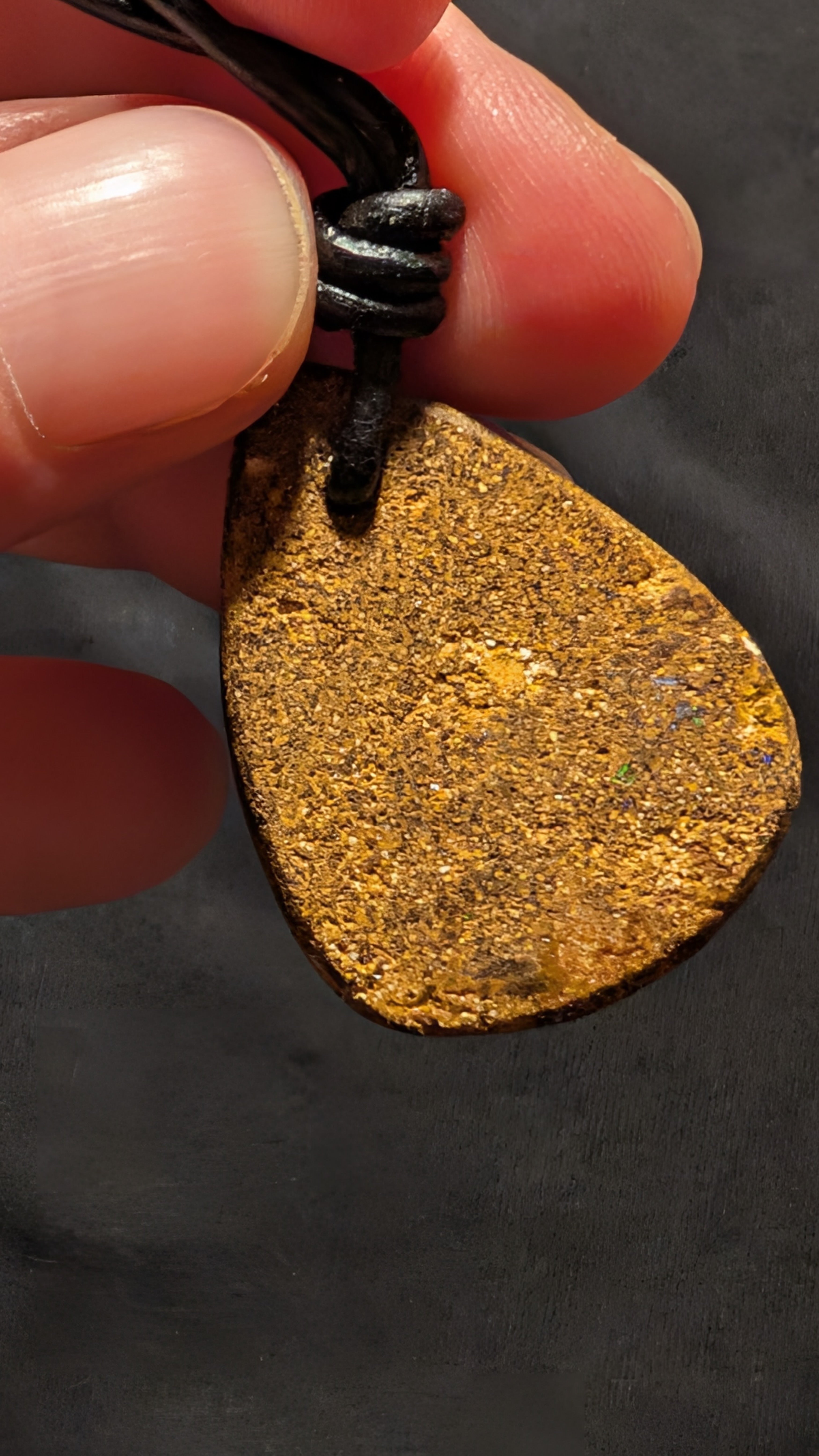 Yowah Boulder Opal - Kette - 26,8 Carat