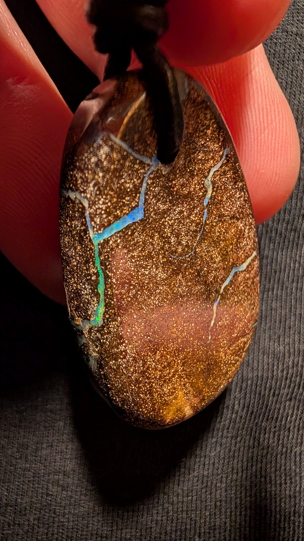 Boulder Opal - Kette - 56 Carat