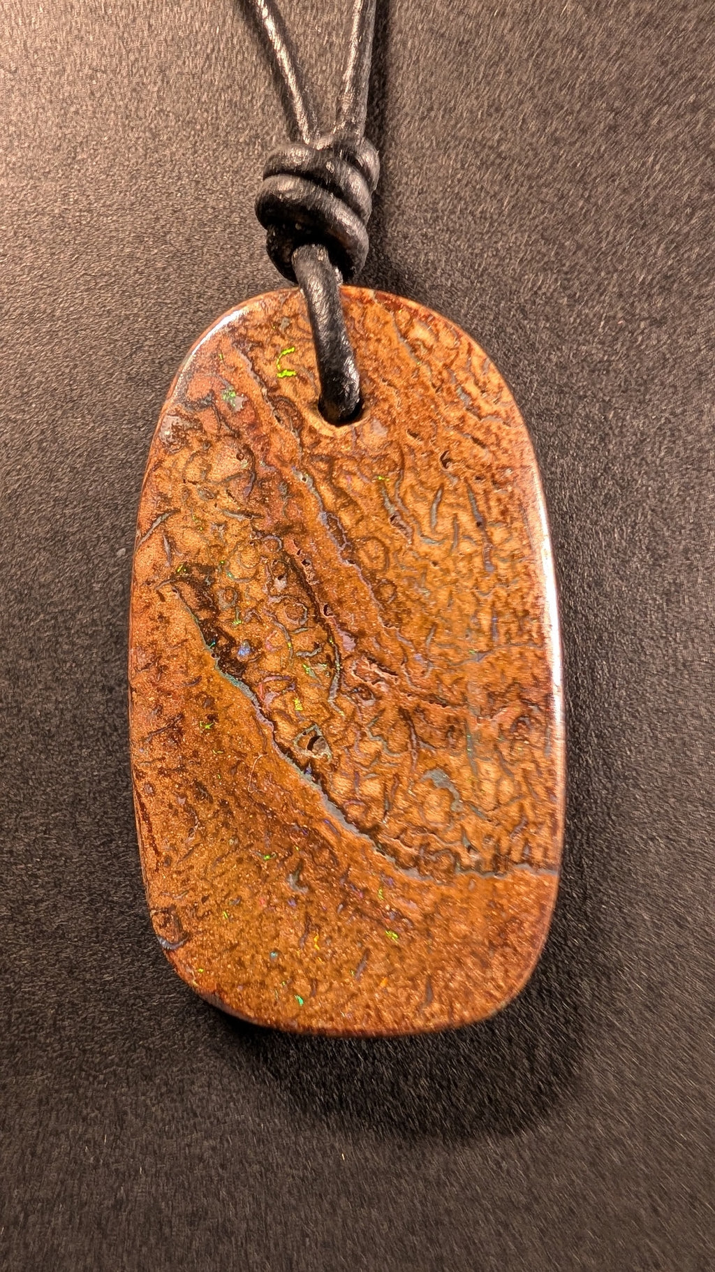 Boulder Opal - Kette - 41,7 Carat