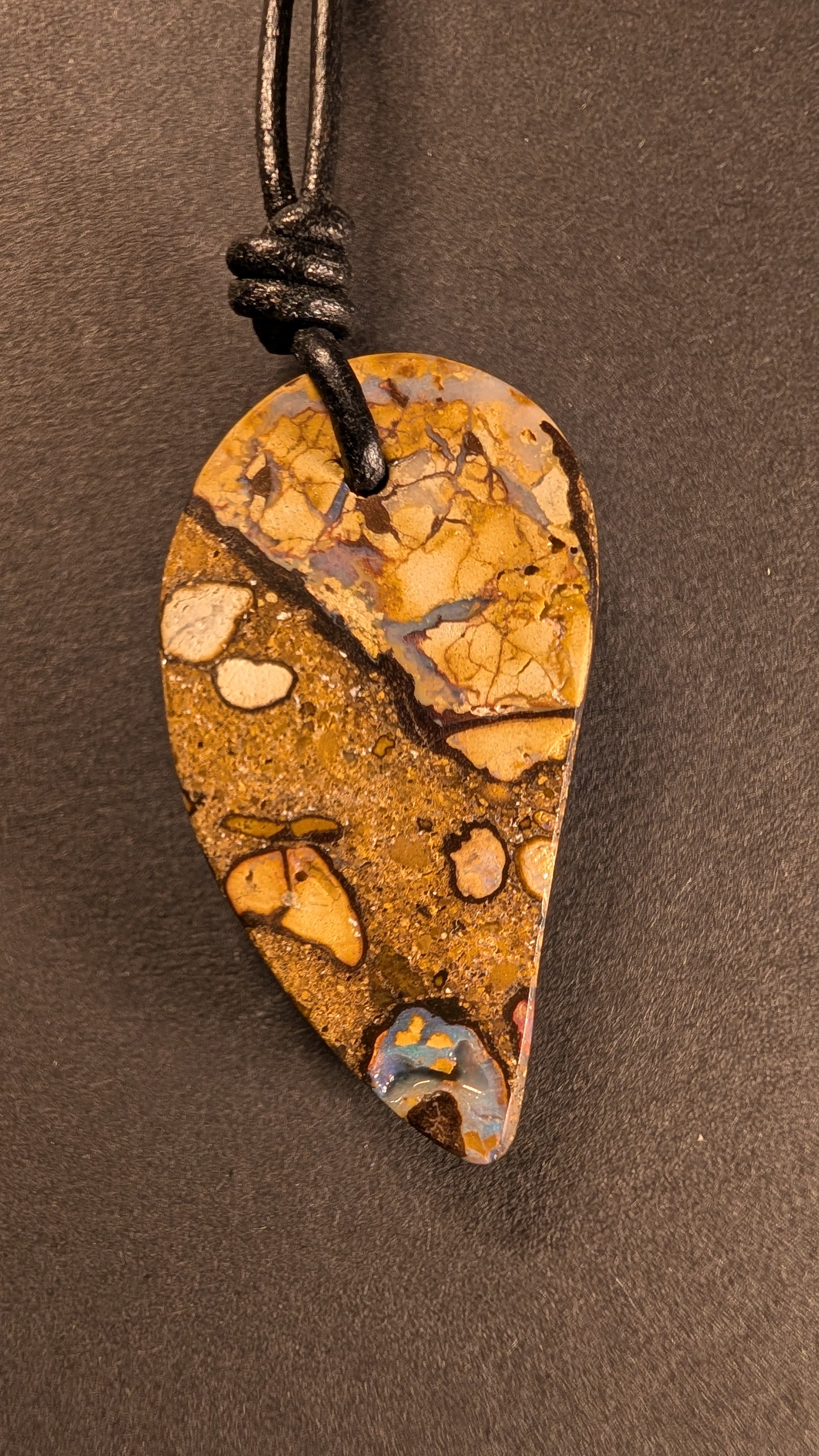 Boulder Opal - Kette - 38,7 Carat