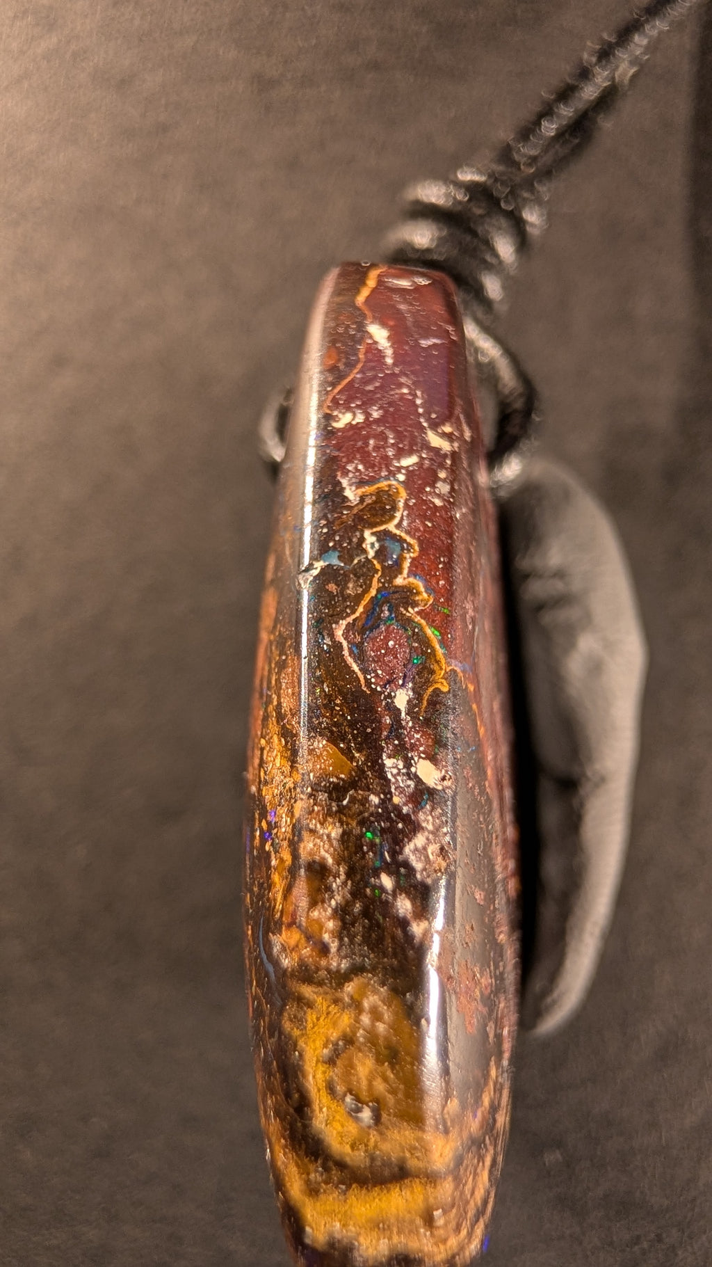 Boulder Opal - Kette - 62 Carat