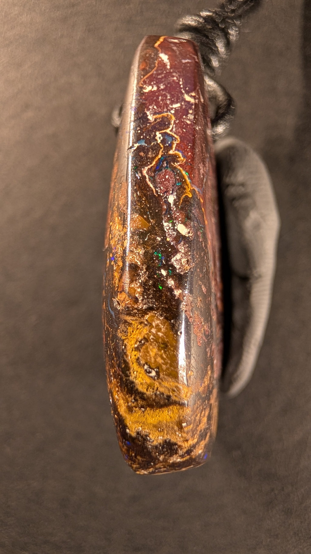 Boulder Opal - Kette - 62 Carat