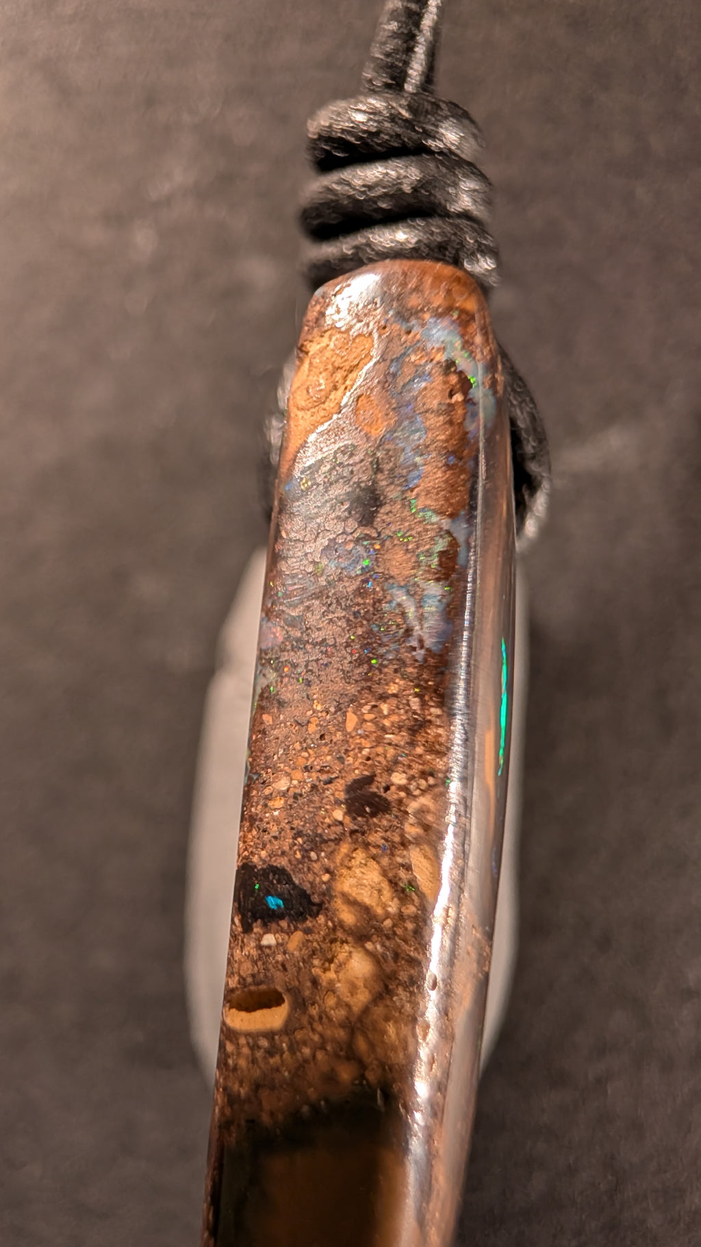 Boulder Opal - Kette - 50,2 Carat