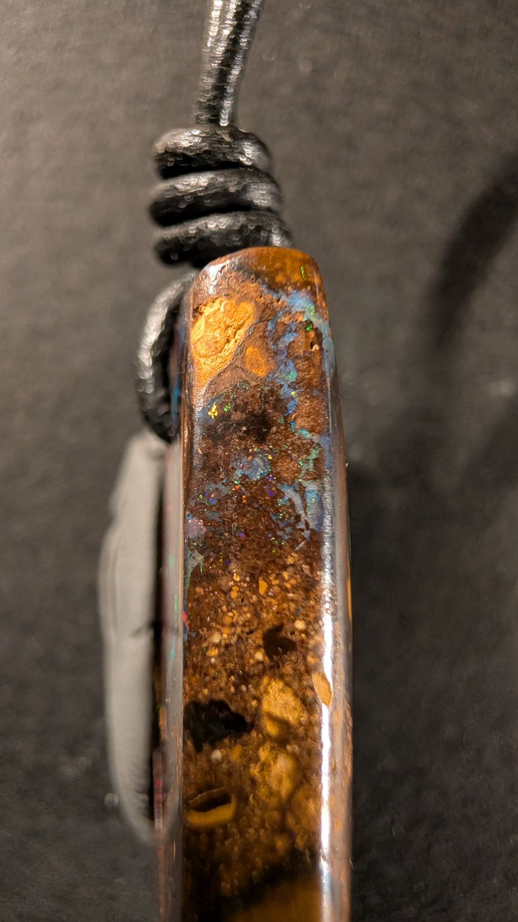 Boulder Opal - Kette - 50,2 Carat