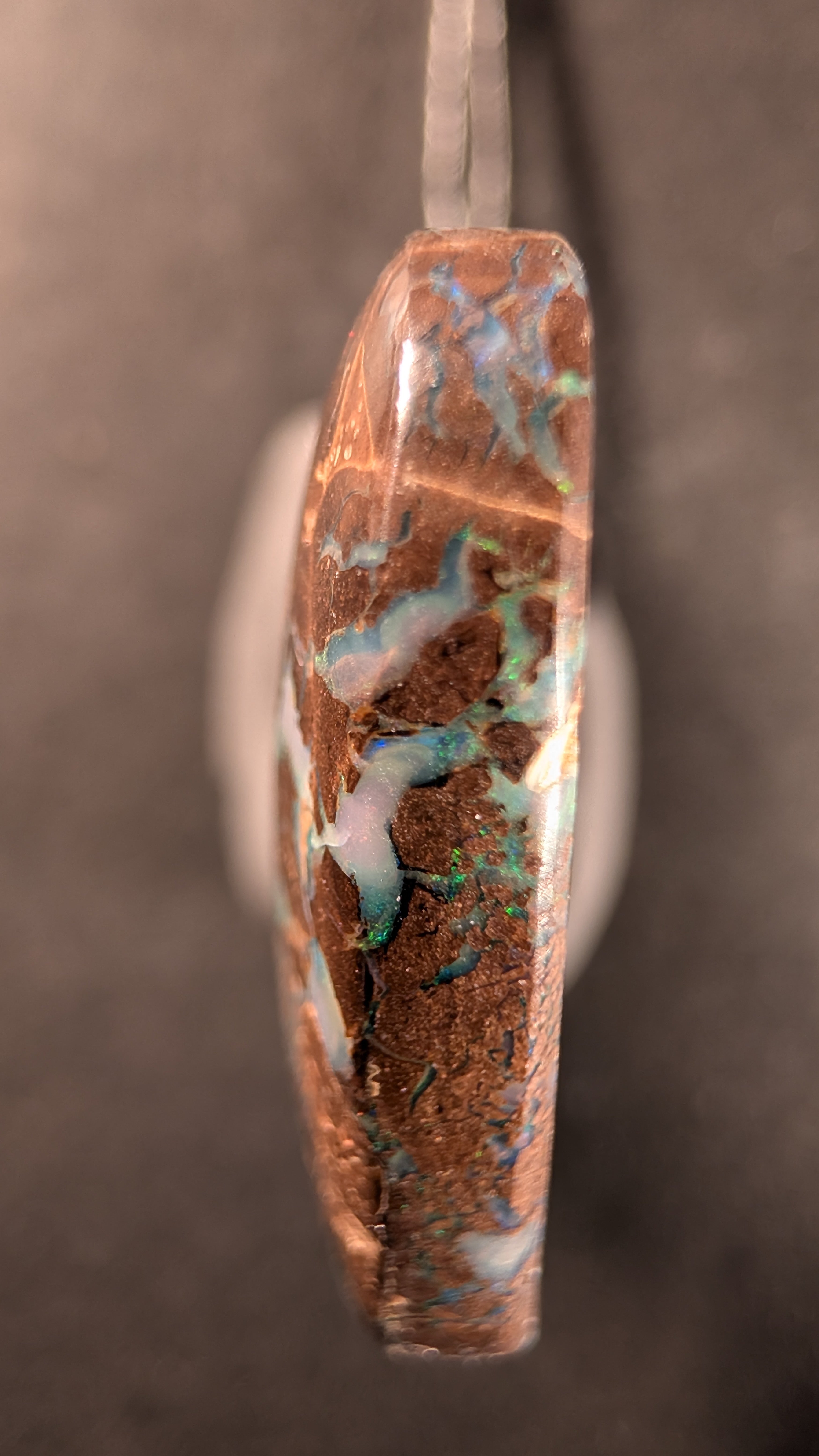 Boulder Opal - Kette - 39,7 Carat
