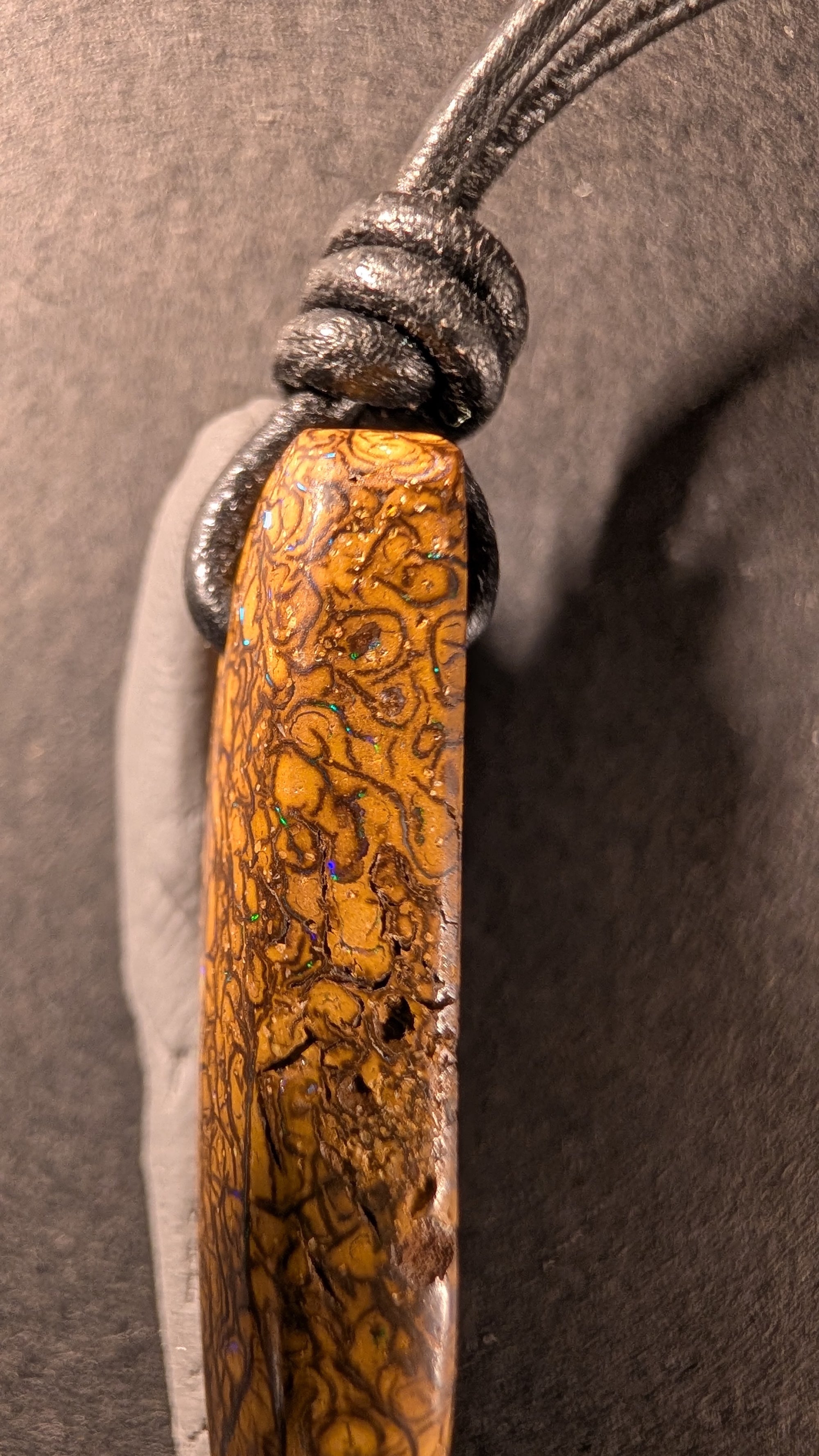 Boulder Opal - Kette - 31,3 Carat