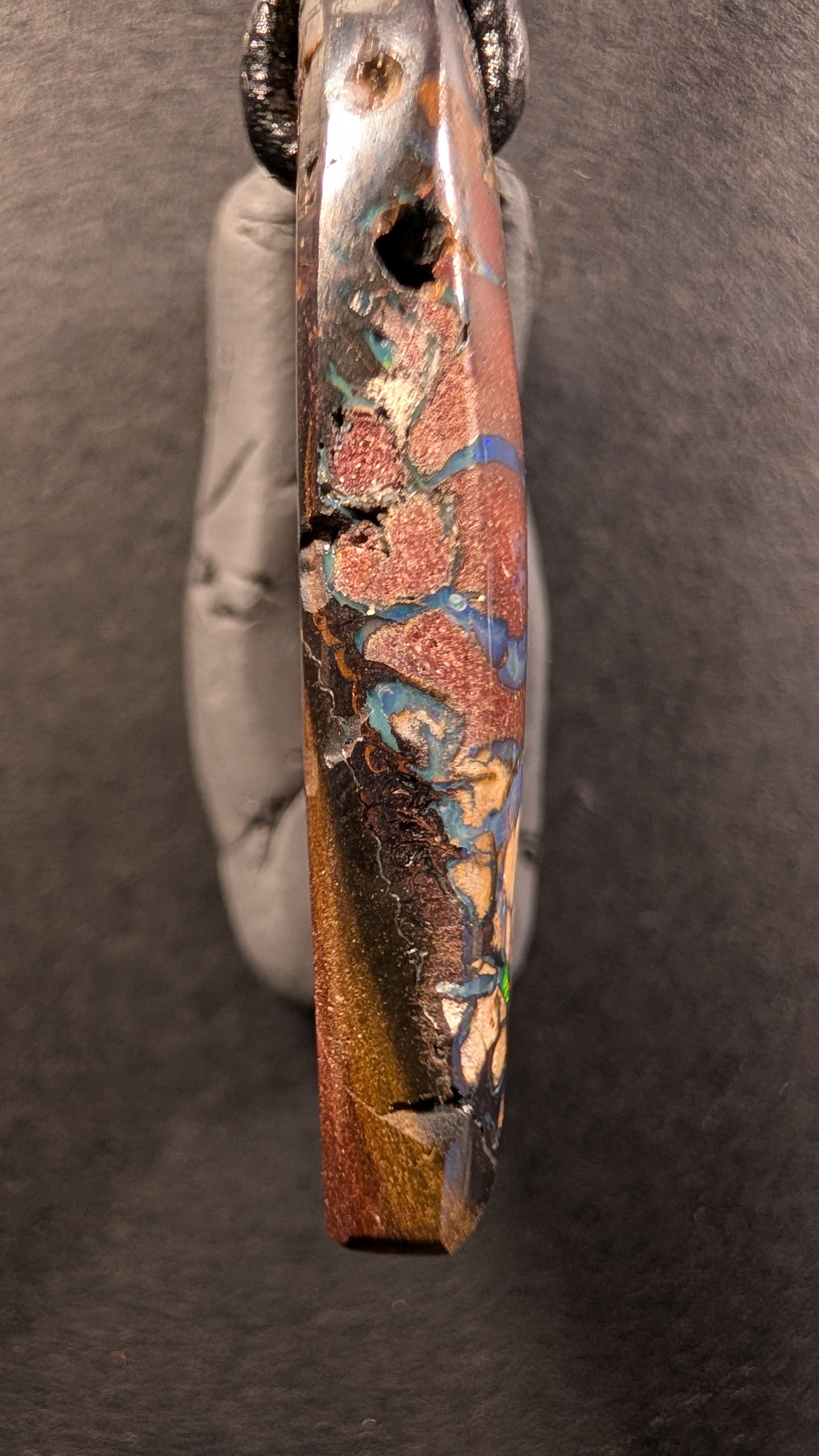 Boulder Opal - Kette - 40,4 Carat