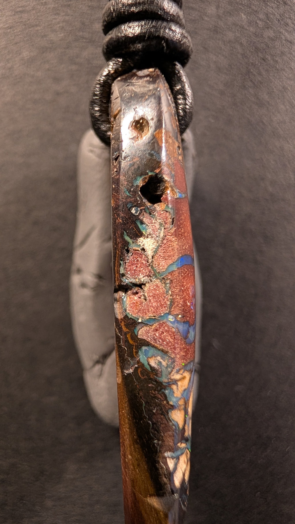 Boulder Opal - Kette - 40,4 Carat