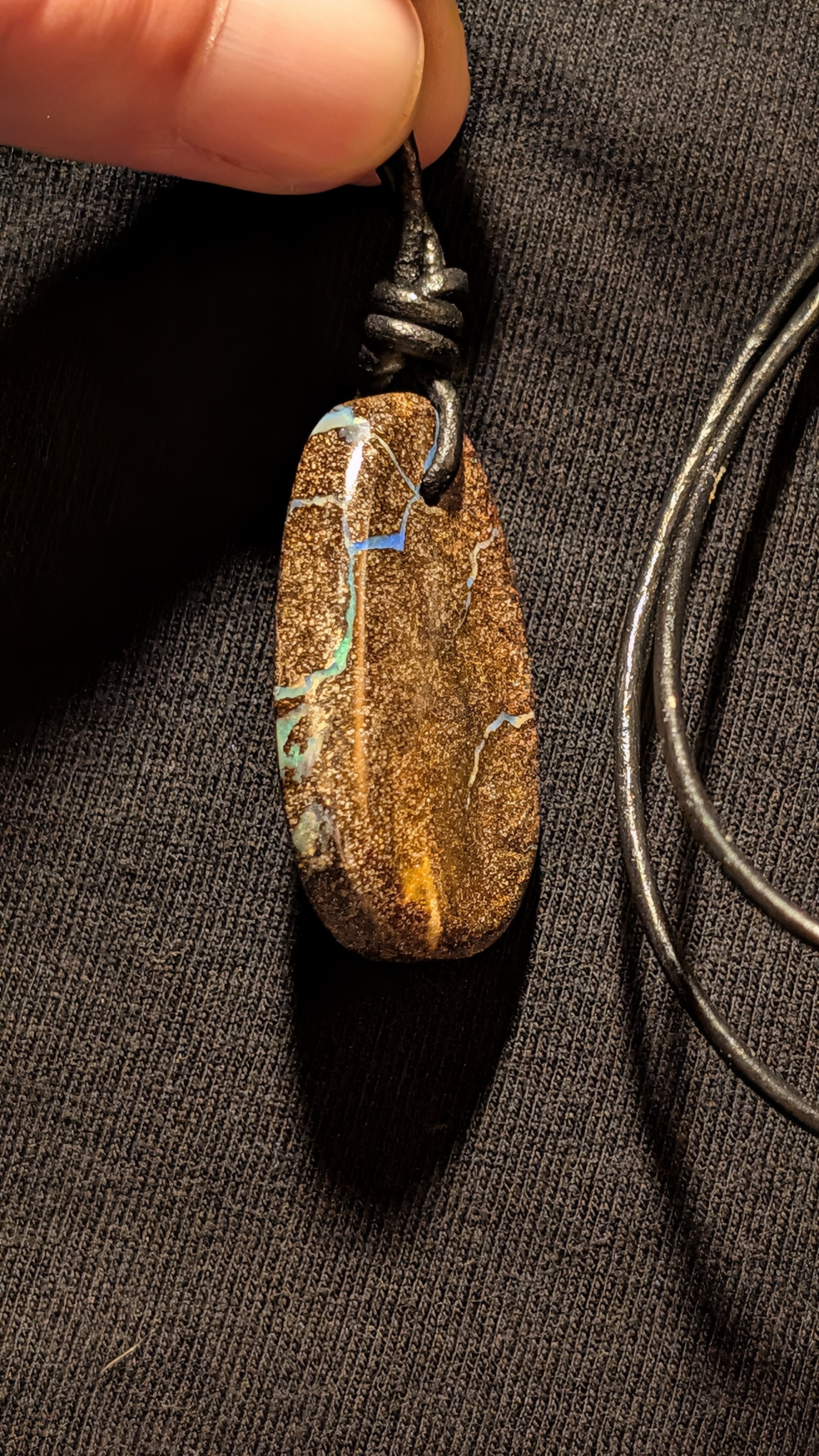 Boulder Opal - Kette - 56 Carat