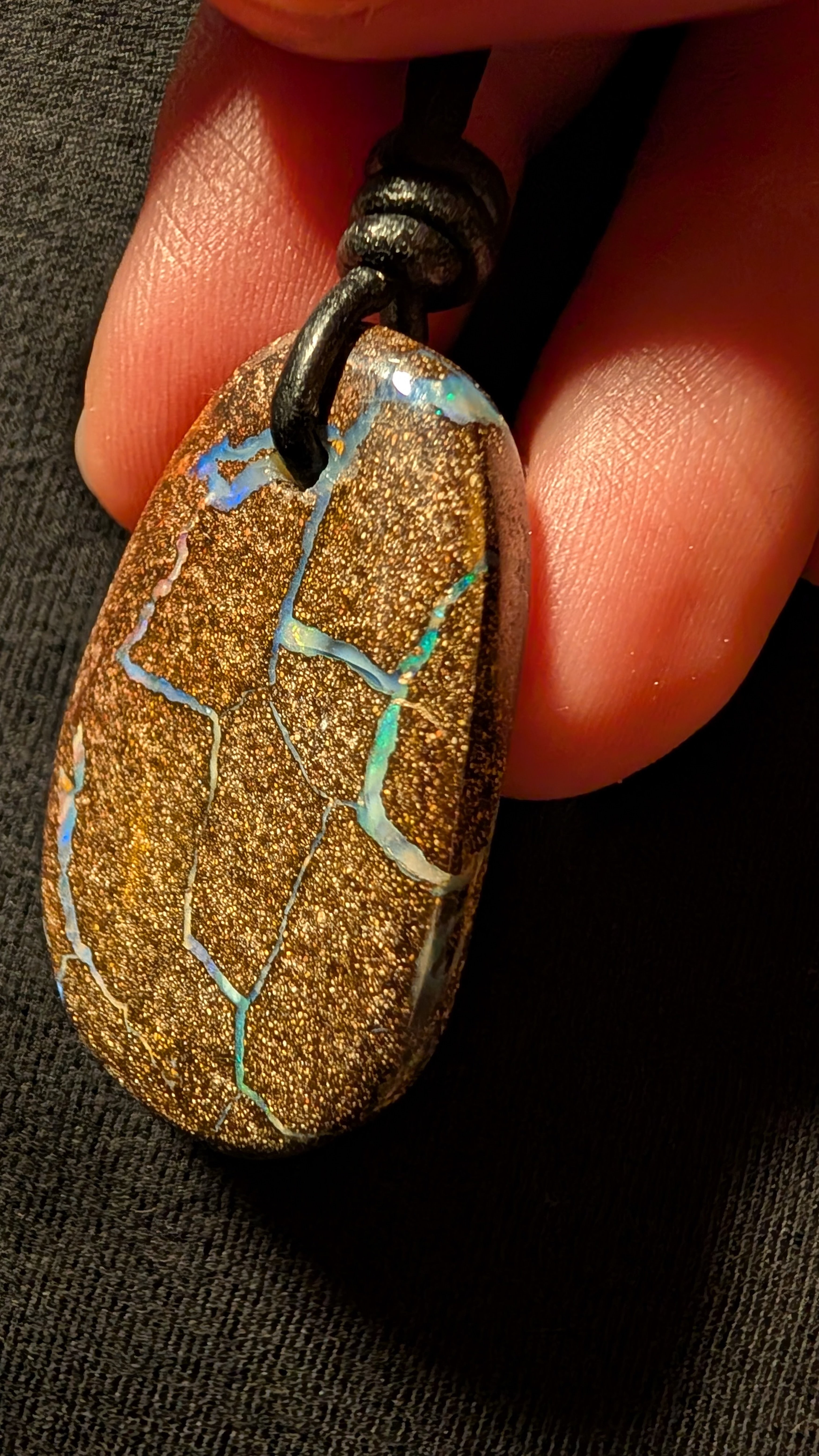 Boulder Opal - Kette - 56 Carat