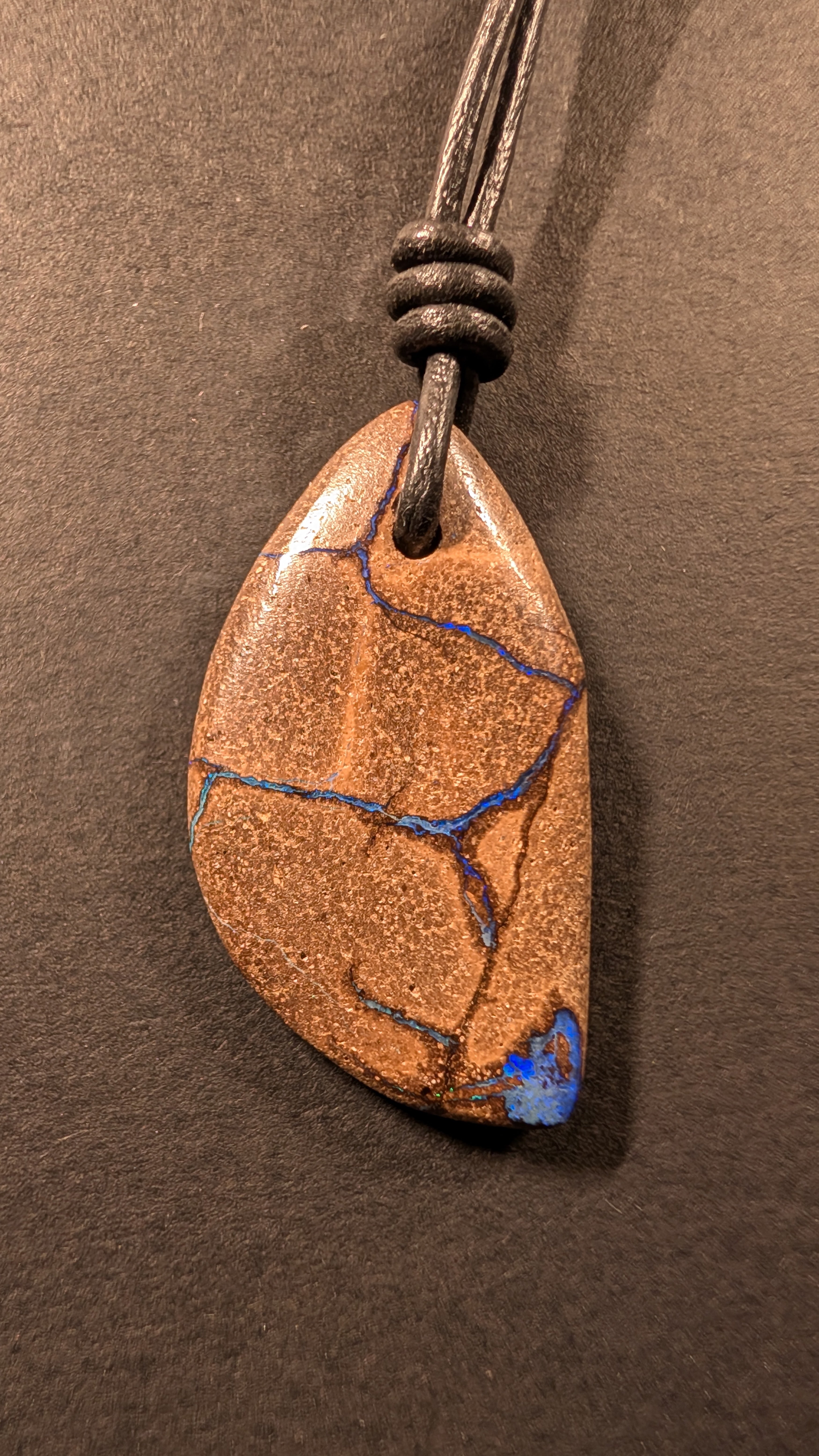 Boulder Opal - Kette - 22,5 Carat