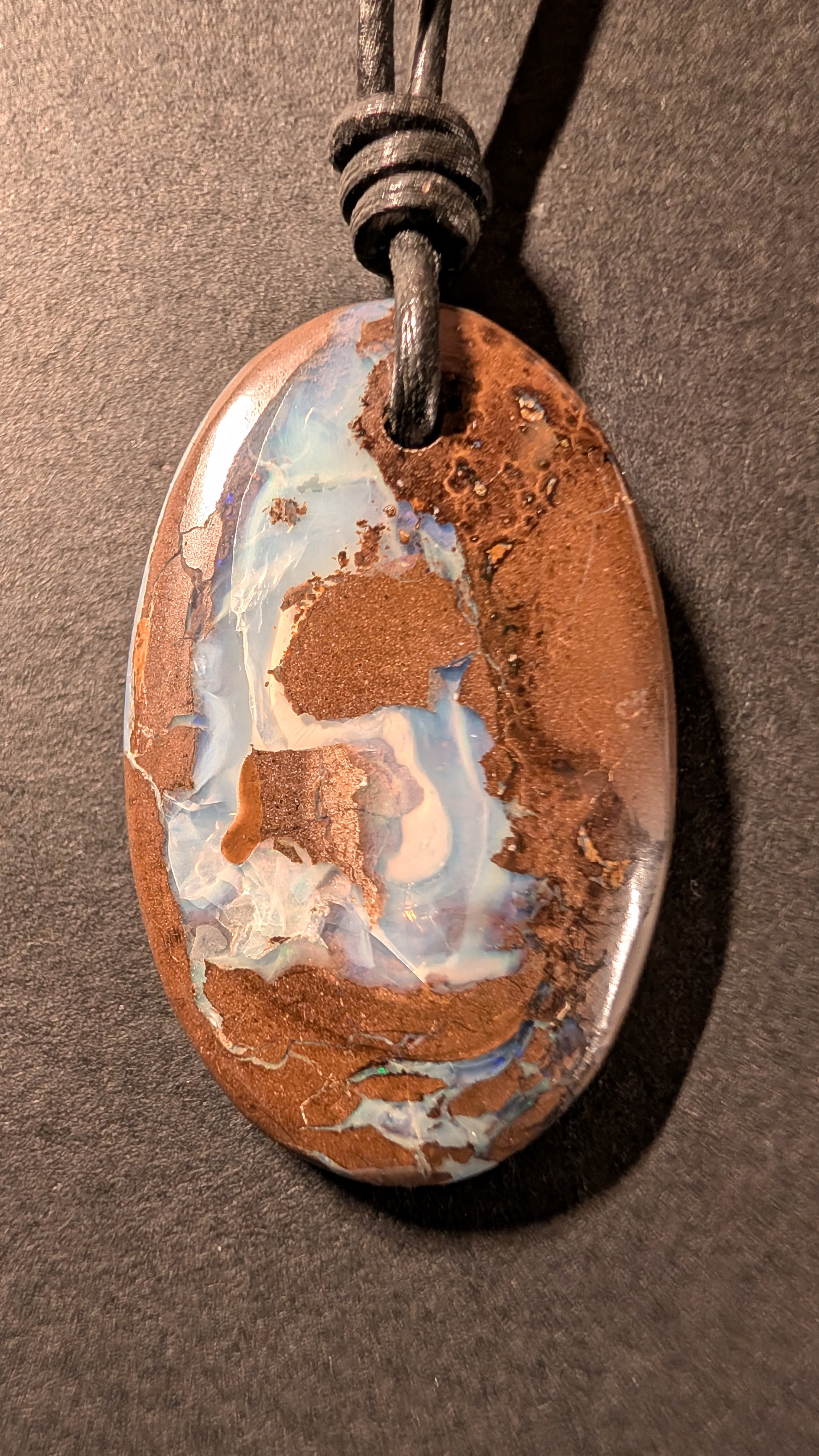 Boulder Opal - Kette - 34,8 Carat