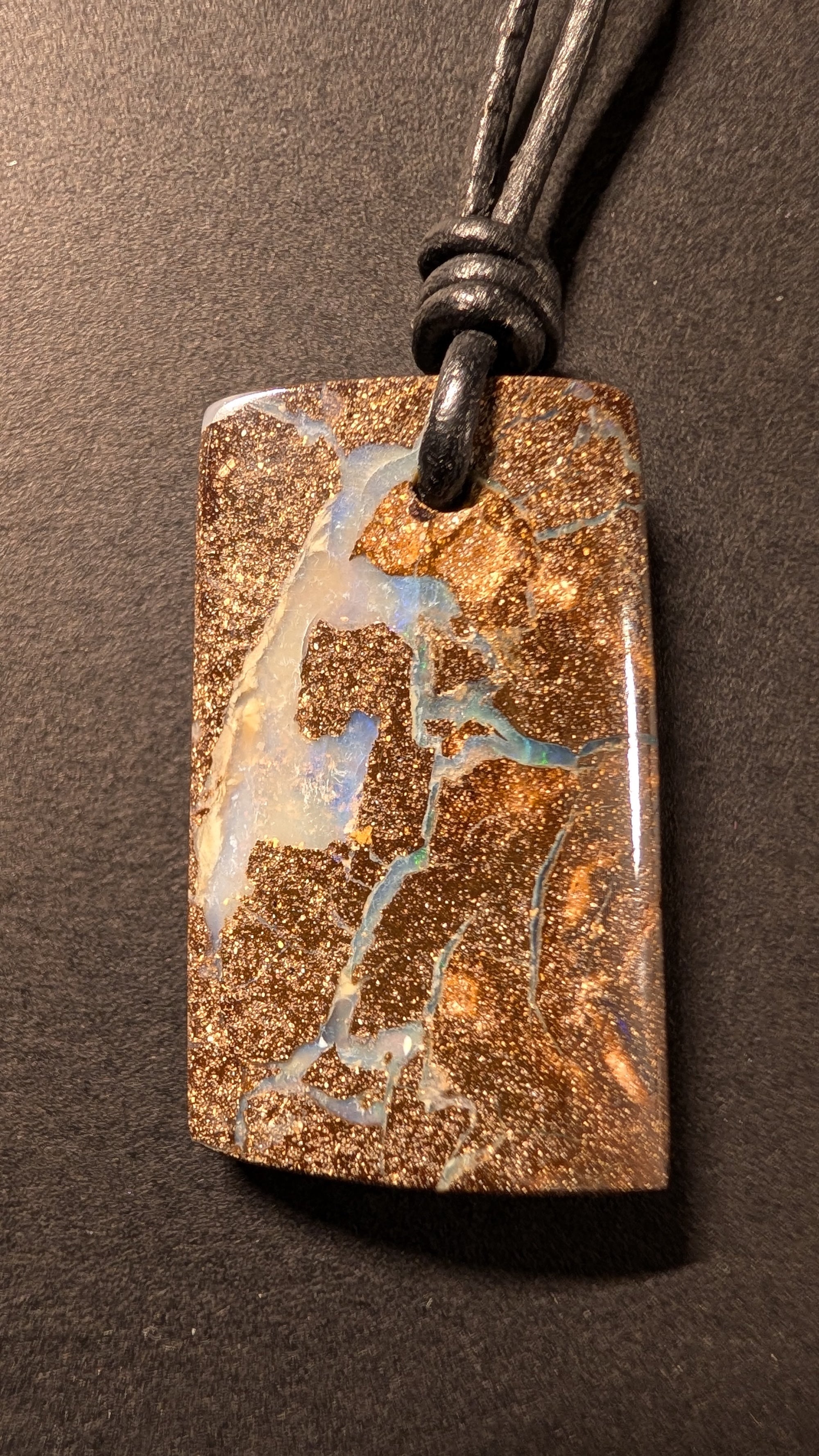 Boulder Opal - Kette - 41,5 Carat