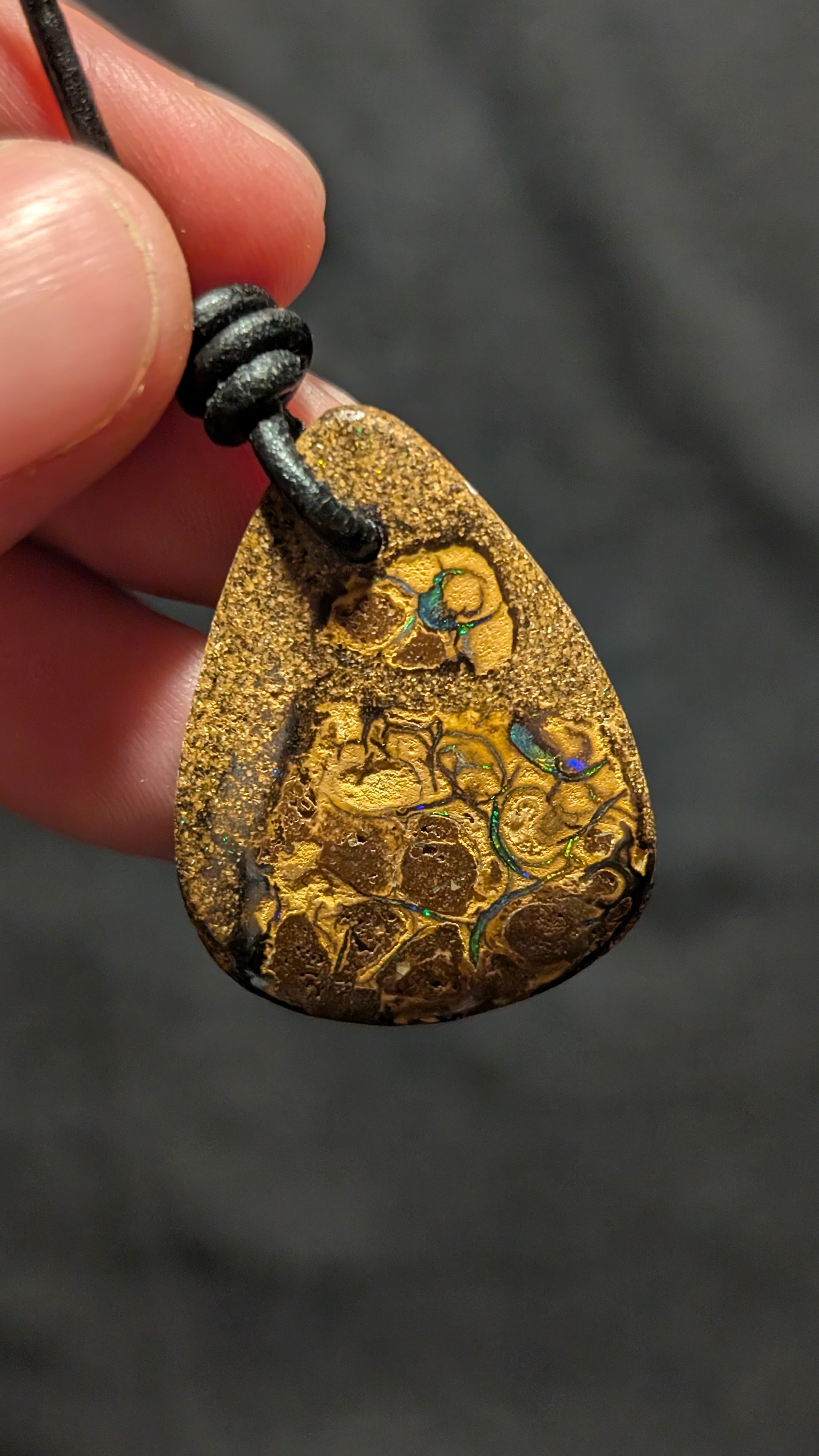 Yowah Boulder Opal - Kette - 26,8 Carat